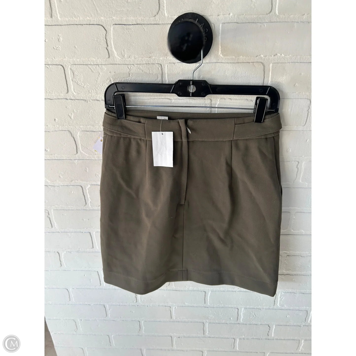 Skirt Mini & Short By H&m In Green, Size: 8