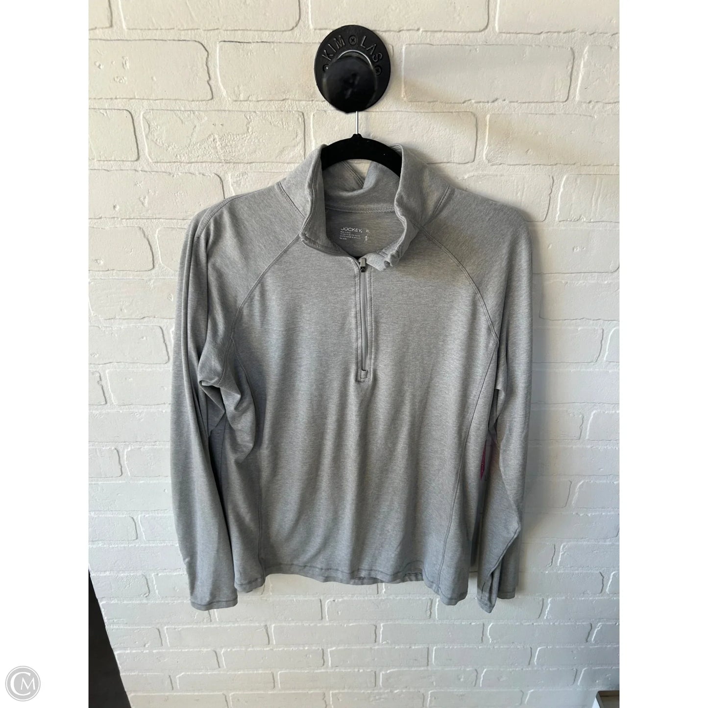 Athletic Top Long Sleeve Collar By Jockey In Grey, Size: Xl