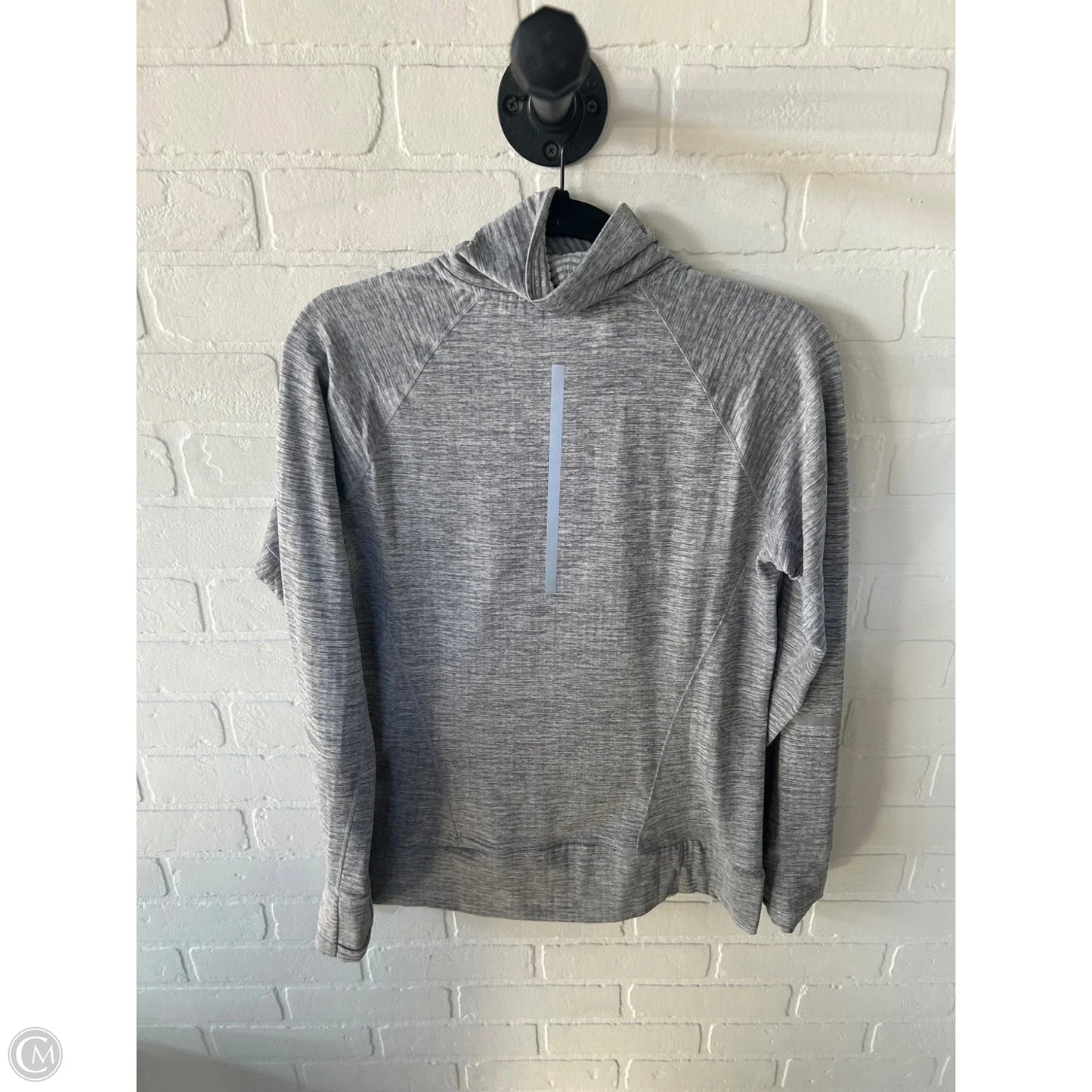 Athletic Top Long Sleeve Collar By New Balance In Grey, Size: S