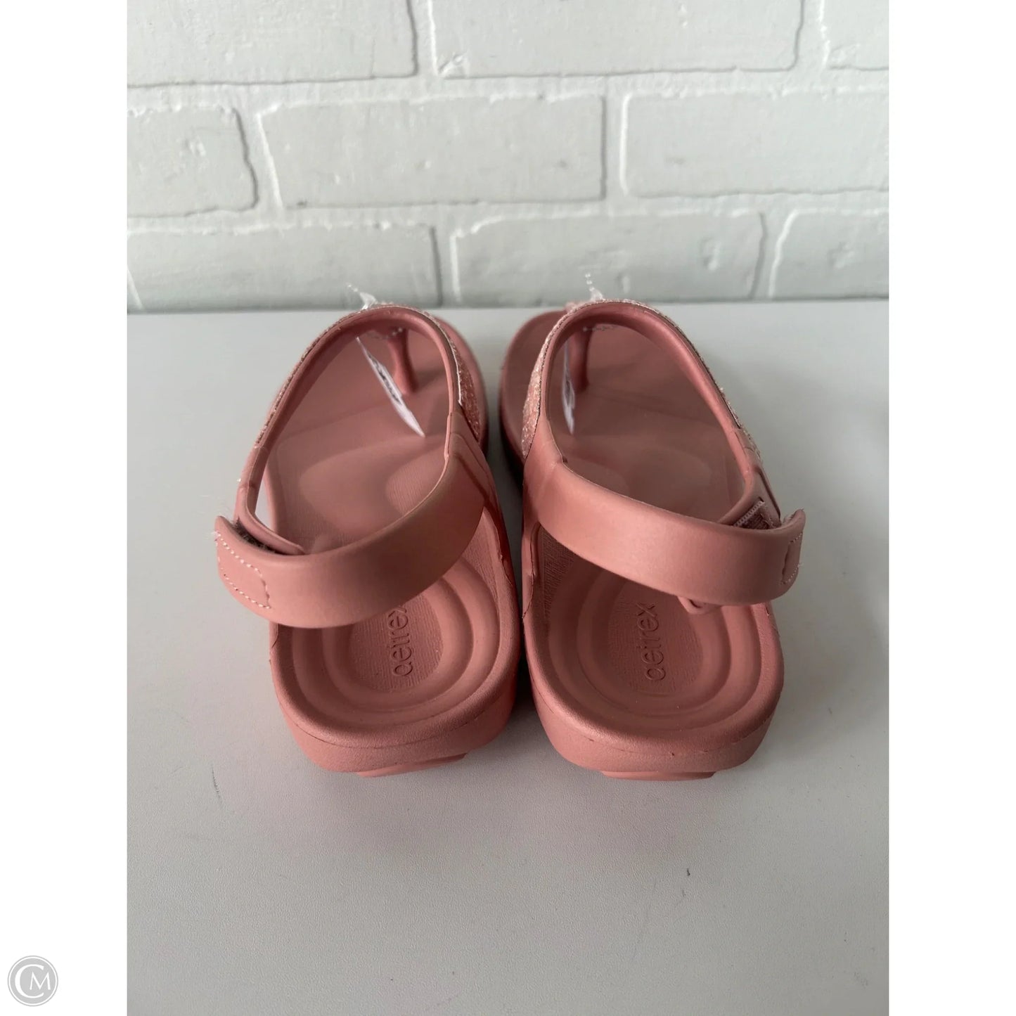 Sandals Flats By Clothes Mentor In Pink, Size: 8