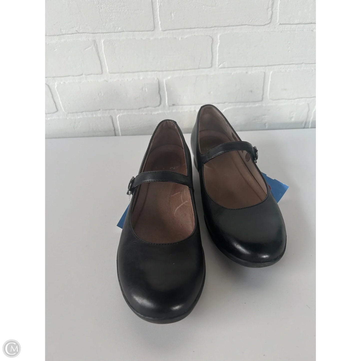 Shoes Flats By Dansko In Black, Size: 7.5