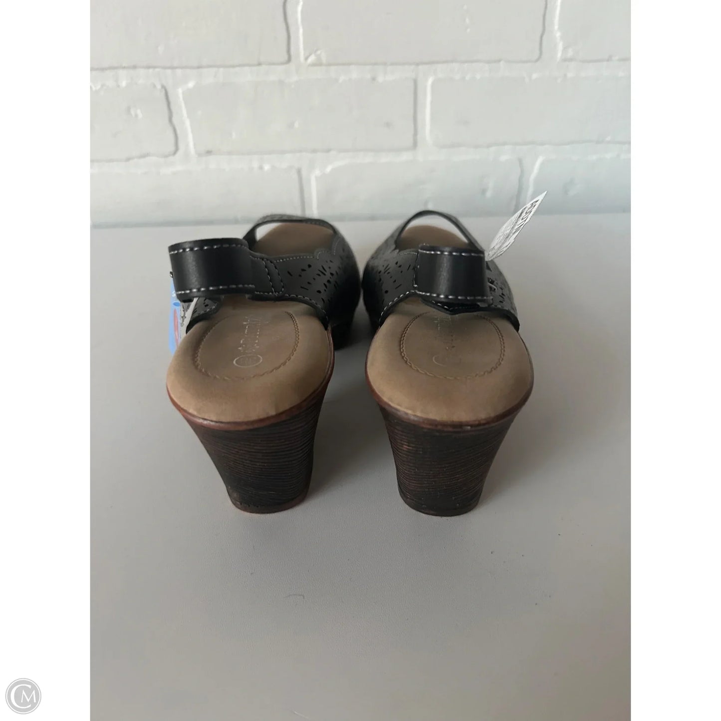 Sandals Heels Block By Clothes Mentor In Black & Brown, Size: 7.5