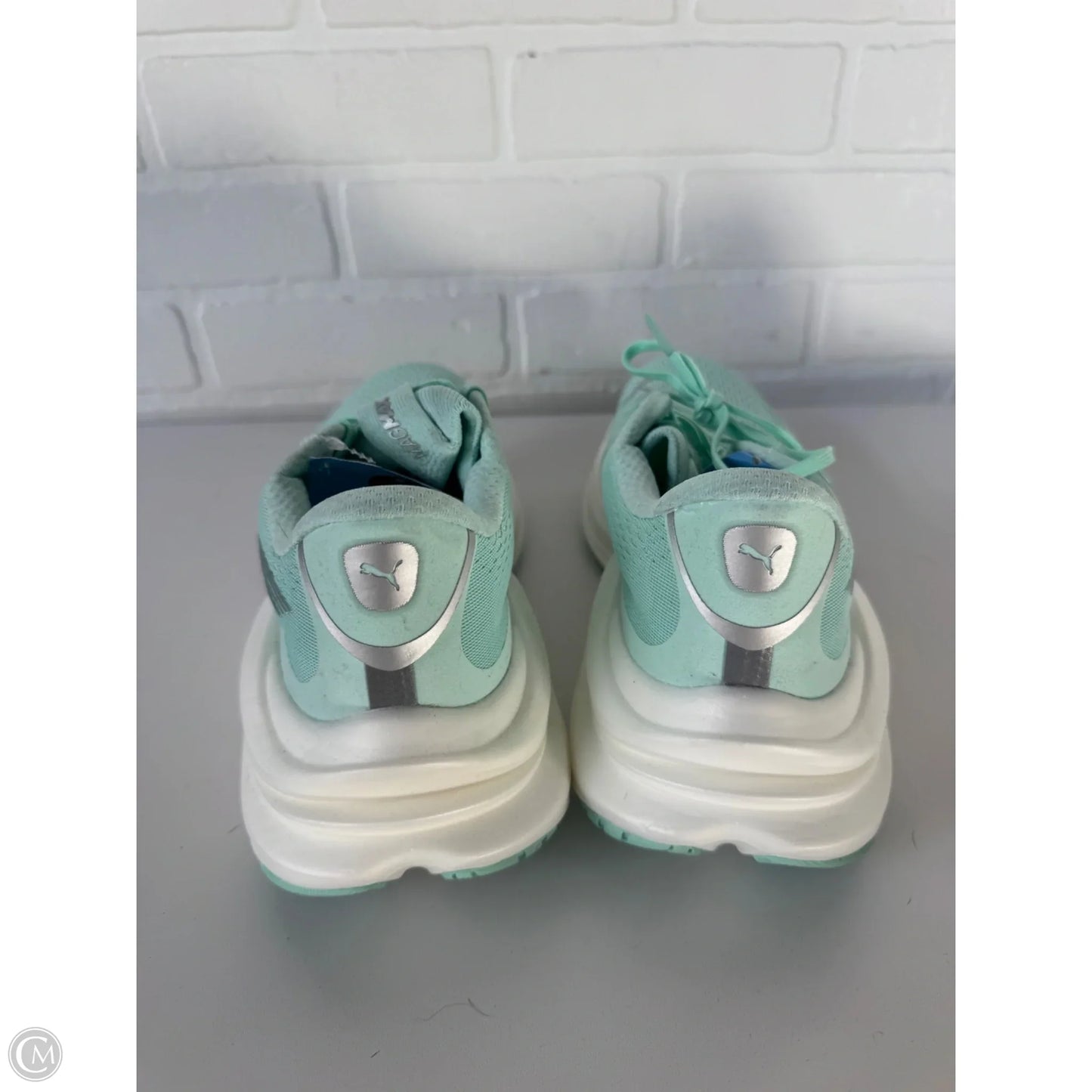 Shoes Athletic By Puma In Blue & White, Size: 9