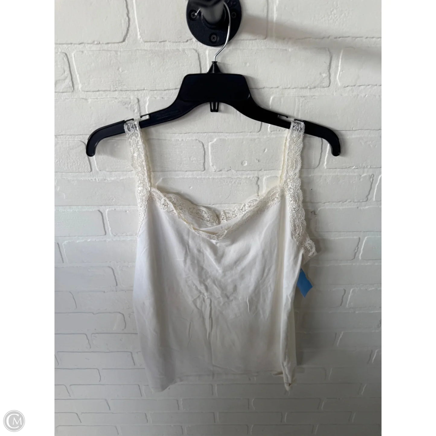 Top Cami By Clothes Mentor In Cream, Size: Xl