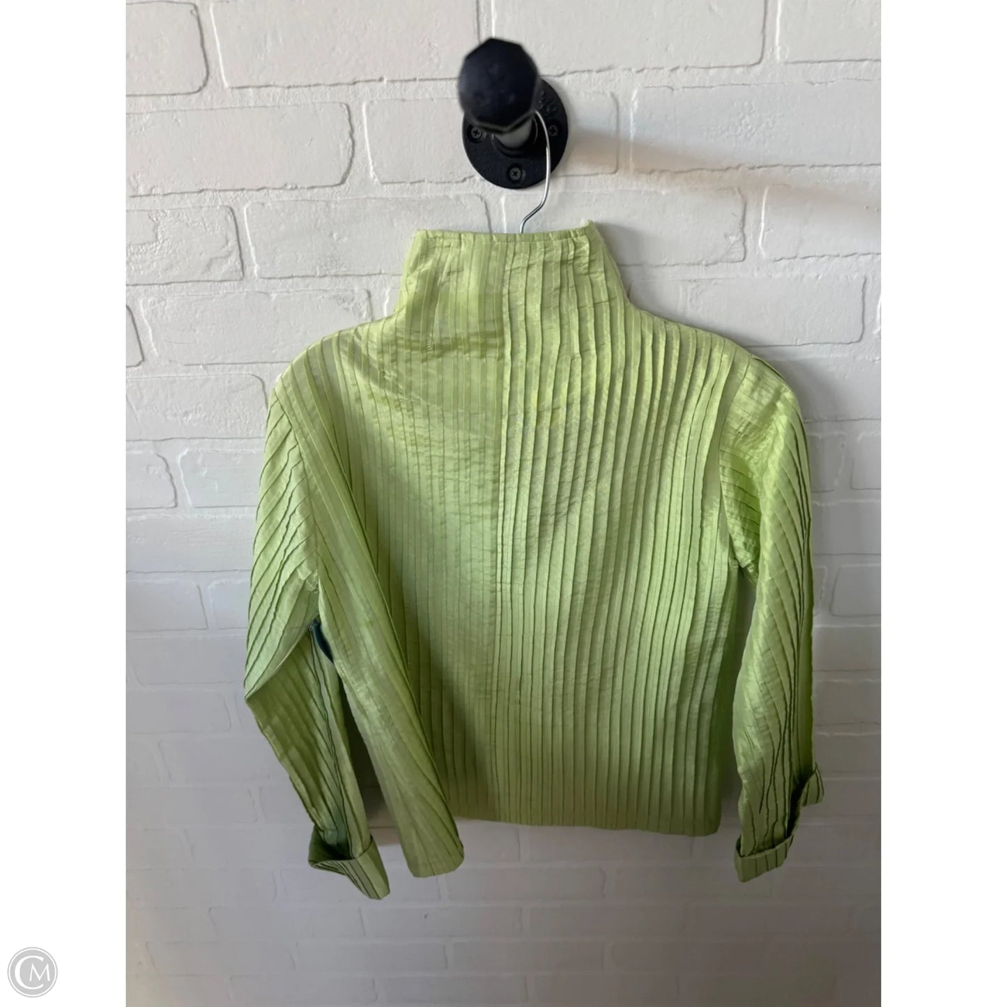 Top Long Sleeve By Clothes Mentor In Green, Size: S