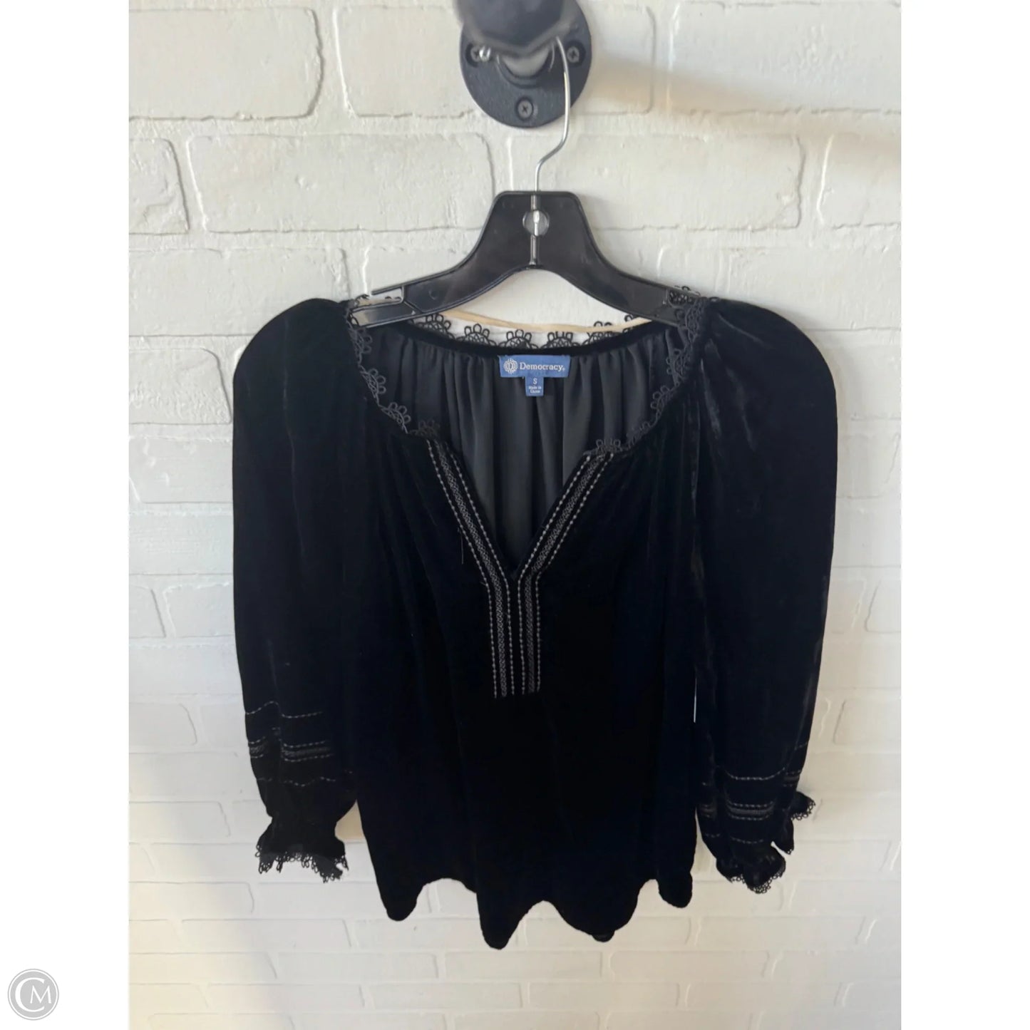 Top 3/4 Sleeve By Democracy In Black, Size: S