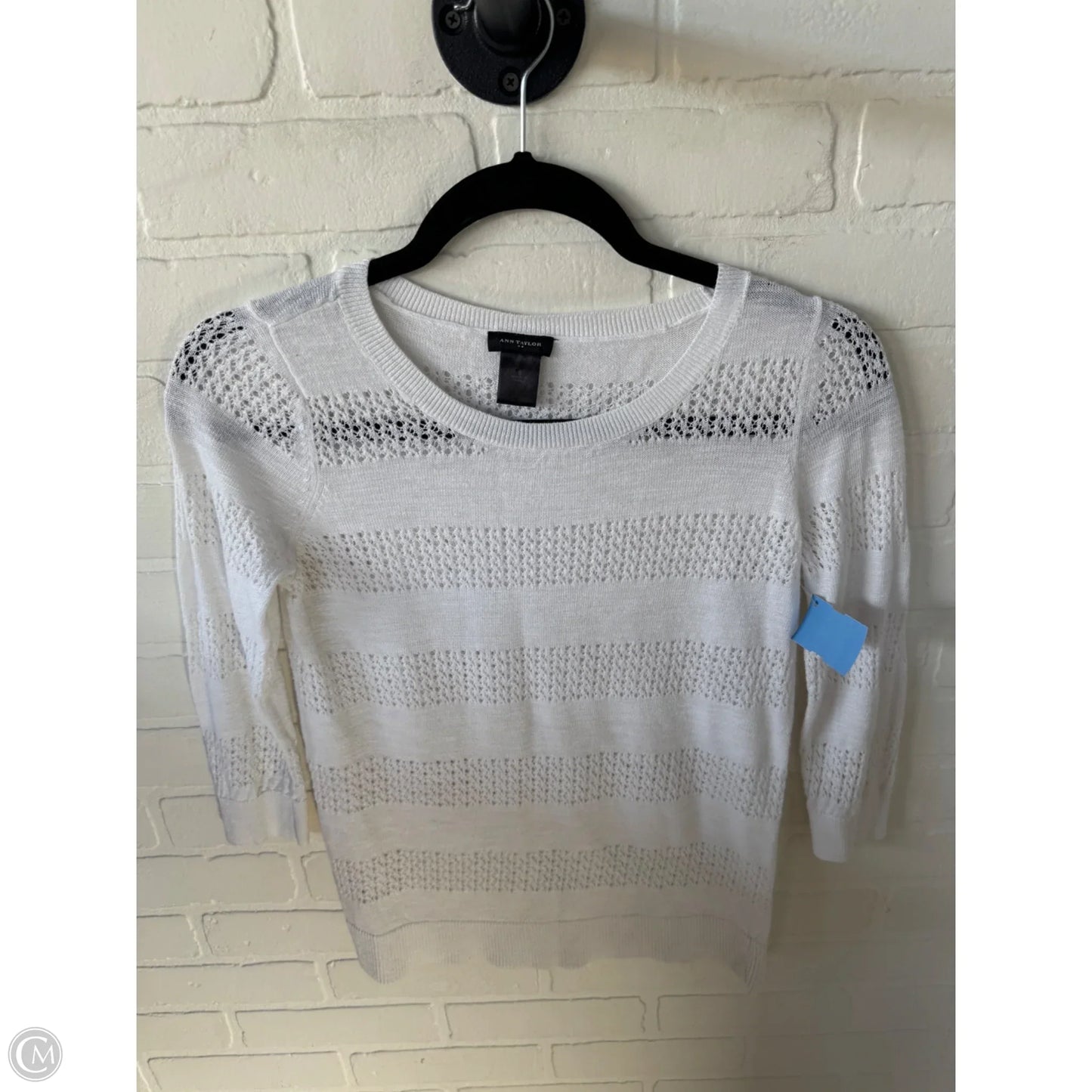 Sweater Short Sleeve By Ann Taylor In White, Size: S