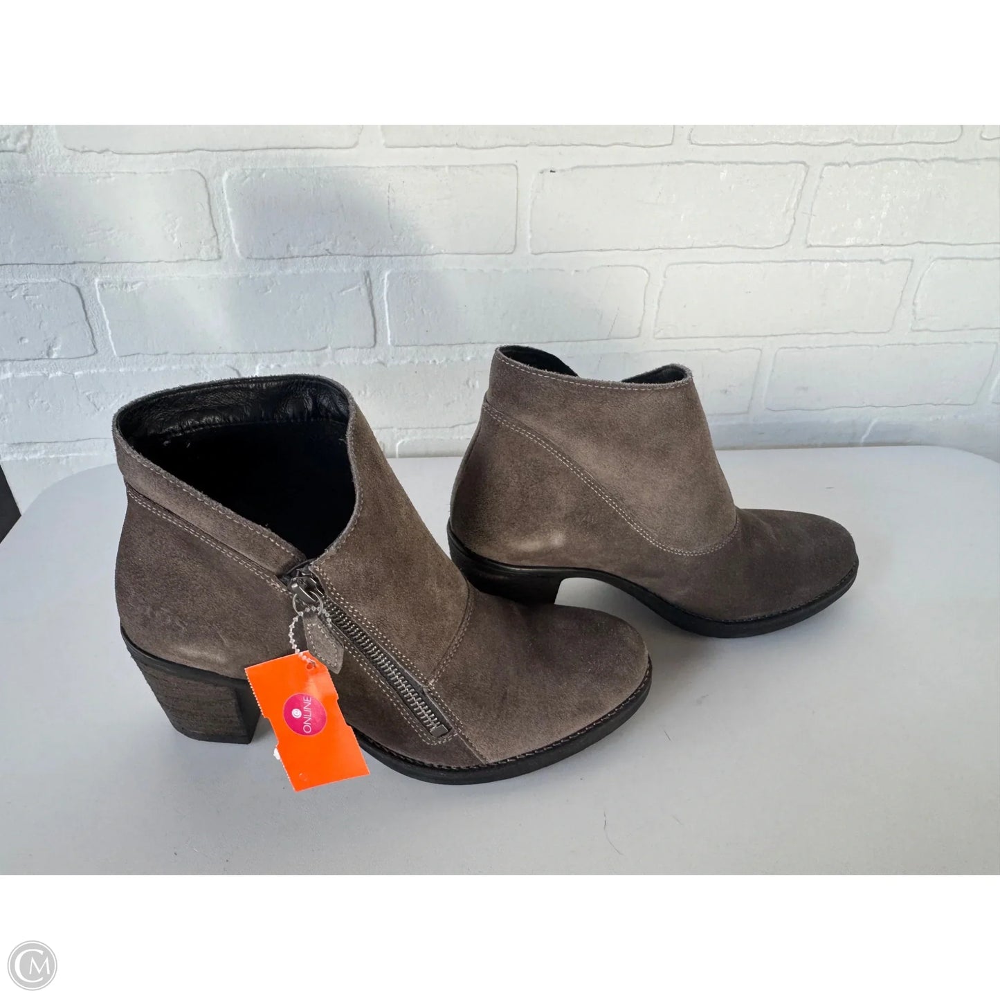Boots Ankle Heels By Taos In Brown, Size: 7