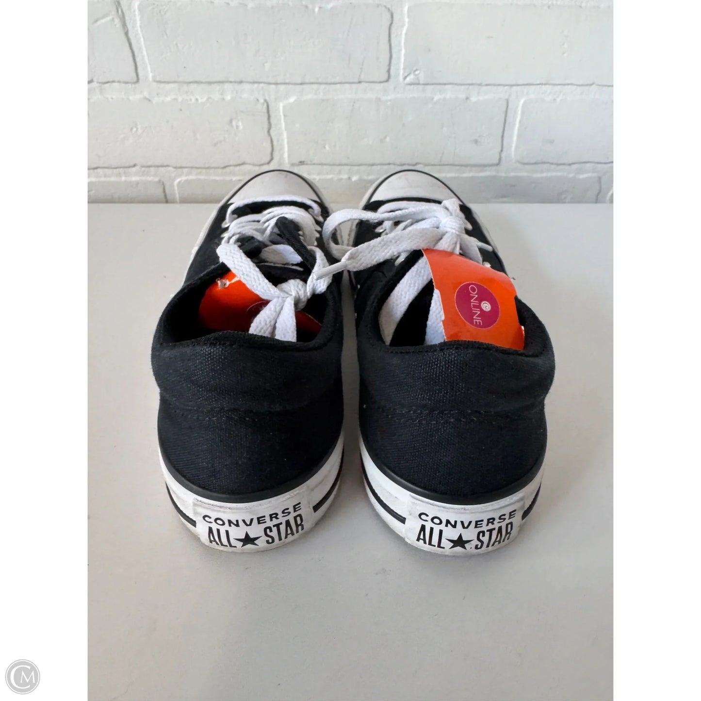 Shoes Sneakers By Converse In Black & White, Size: 7