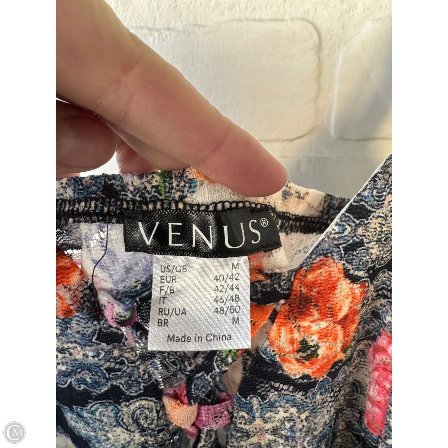 Top Sleeveless By Venus In Black & Blue, Size: M