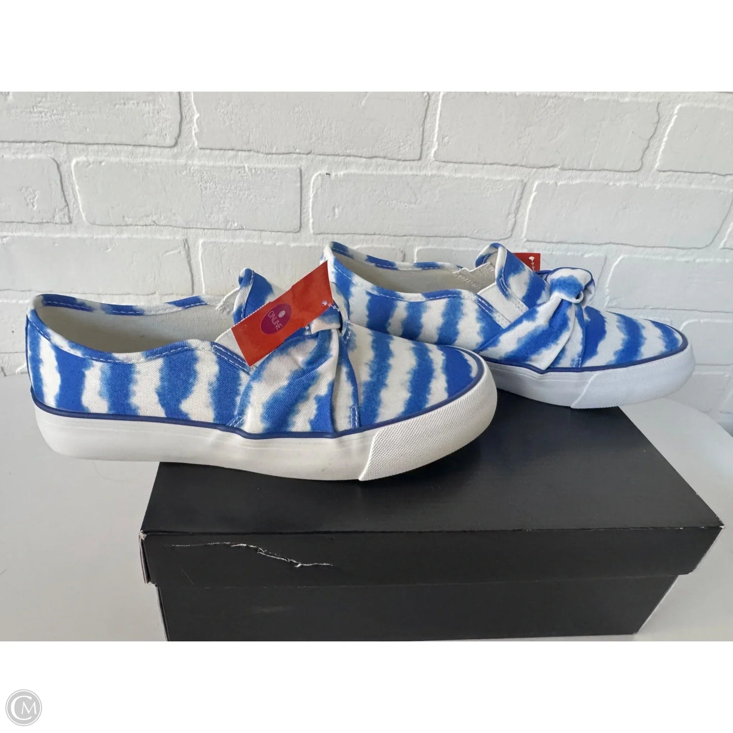 Shoes Sneakers By Talbots In Blue & White, Size: 8