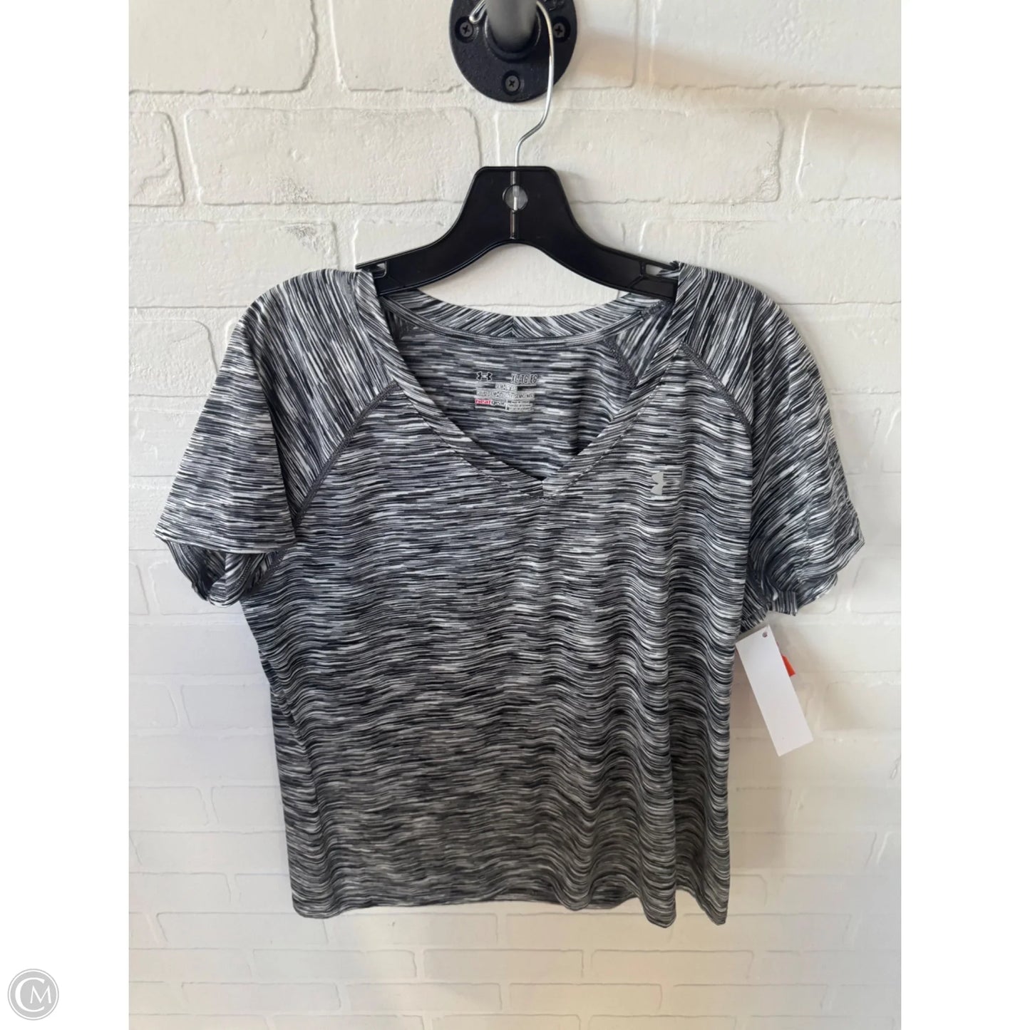 Athletic Top Short Sleeve By Under Armour In Grey & White, Size: Xl
