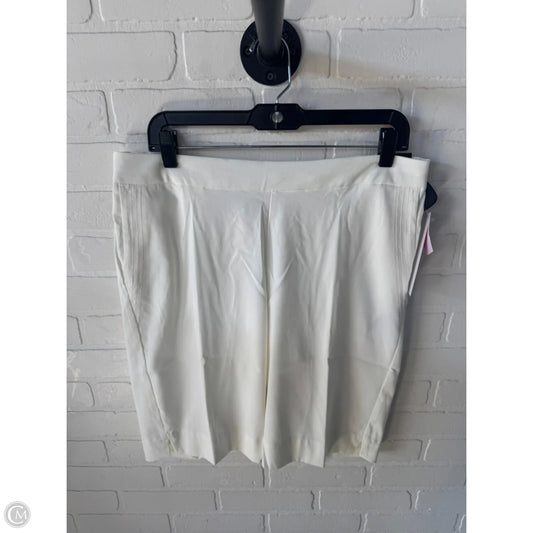 Athletic Shorts By Nike In Cream, Size: 8