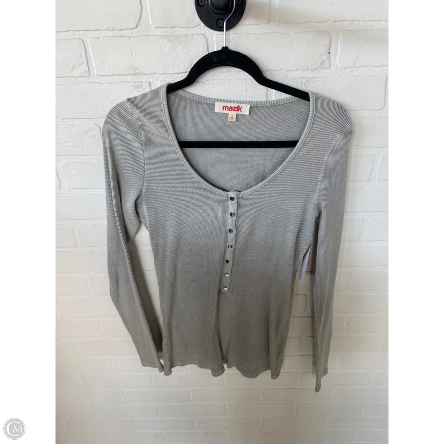 Top Long Sleeve Basic By Mazik In Grey, Size: S