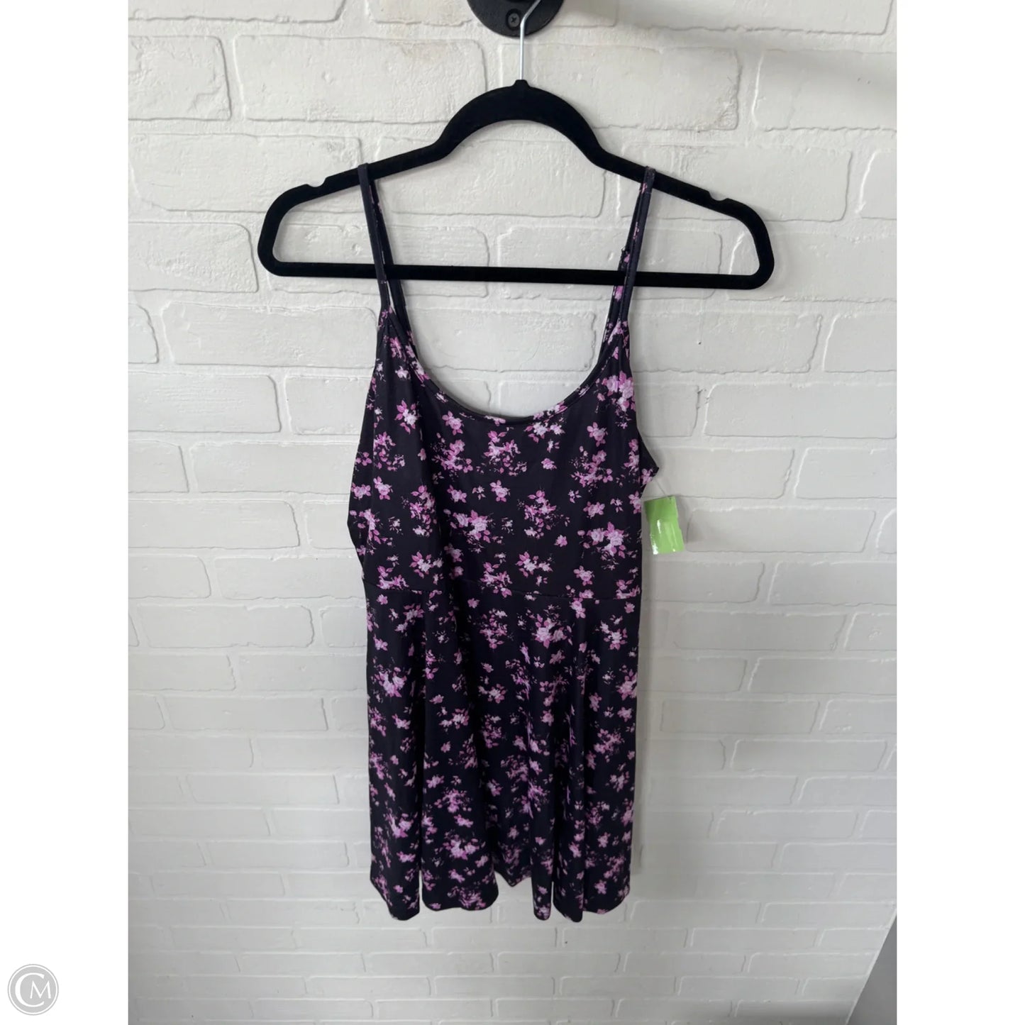 Dress Casual Short By Cme In Black & Pink, Size: L