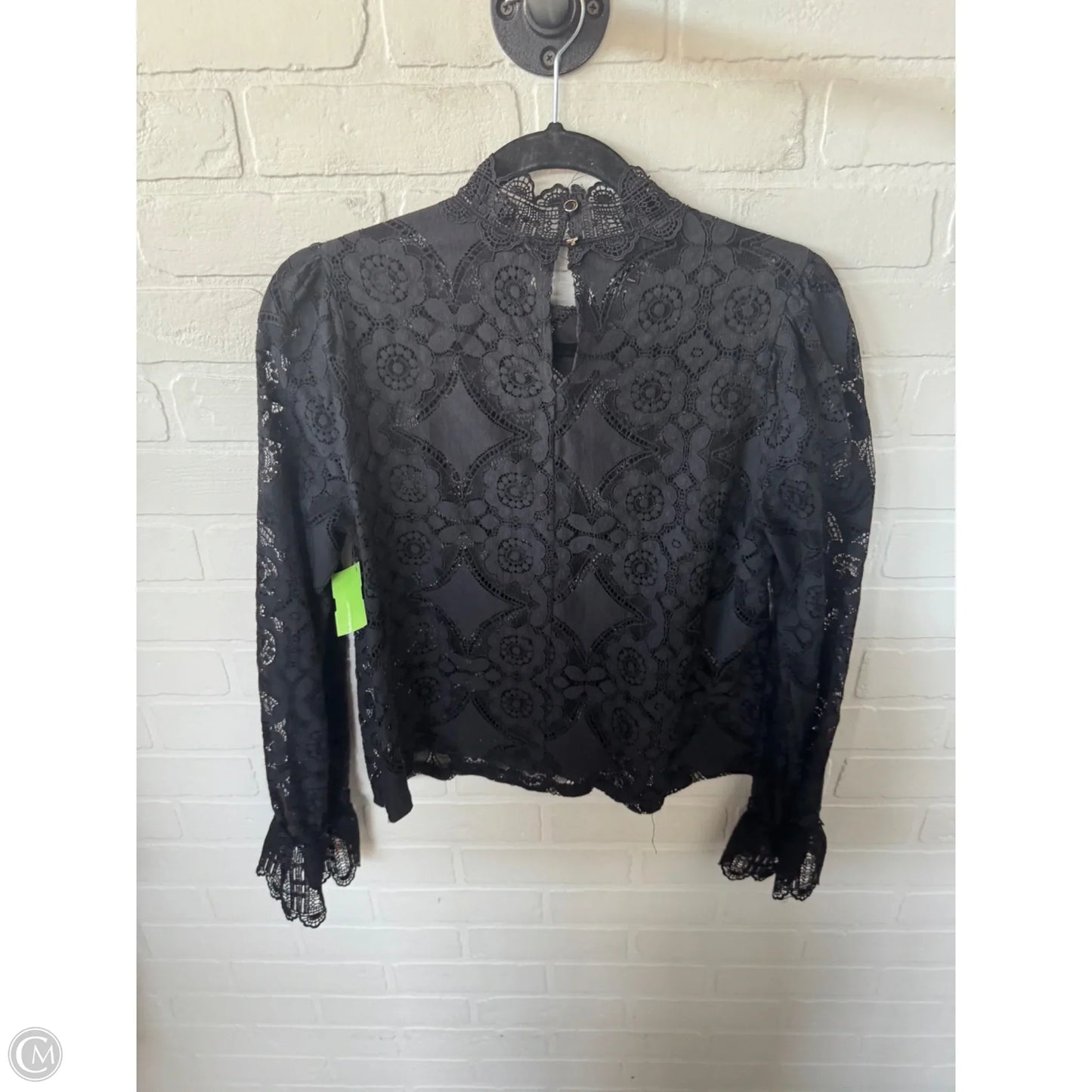 Top Long Sleeve By Clothes Mentor In Black, Size: L