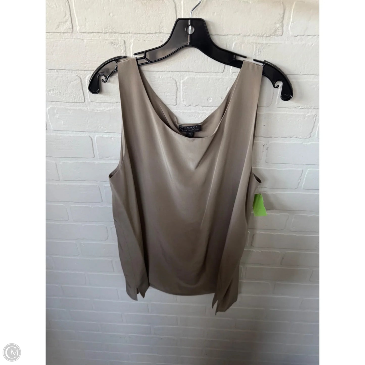 Top Sleeveless Basic By Classiques Entier In Tan, Size: Xl