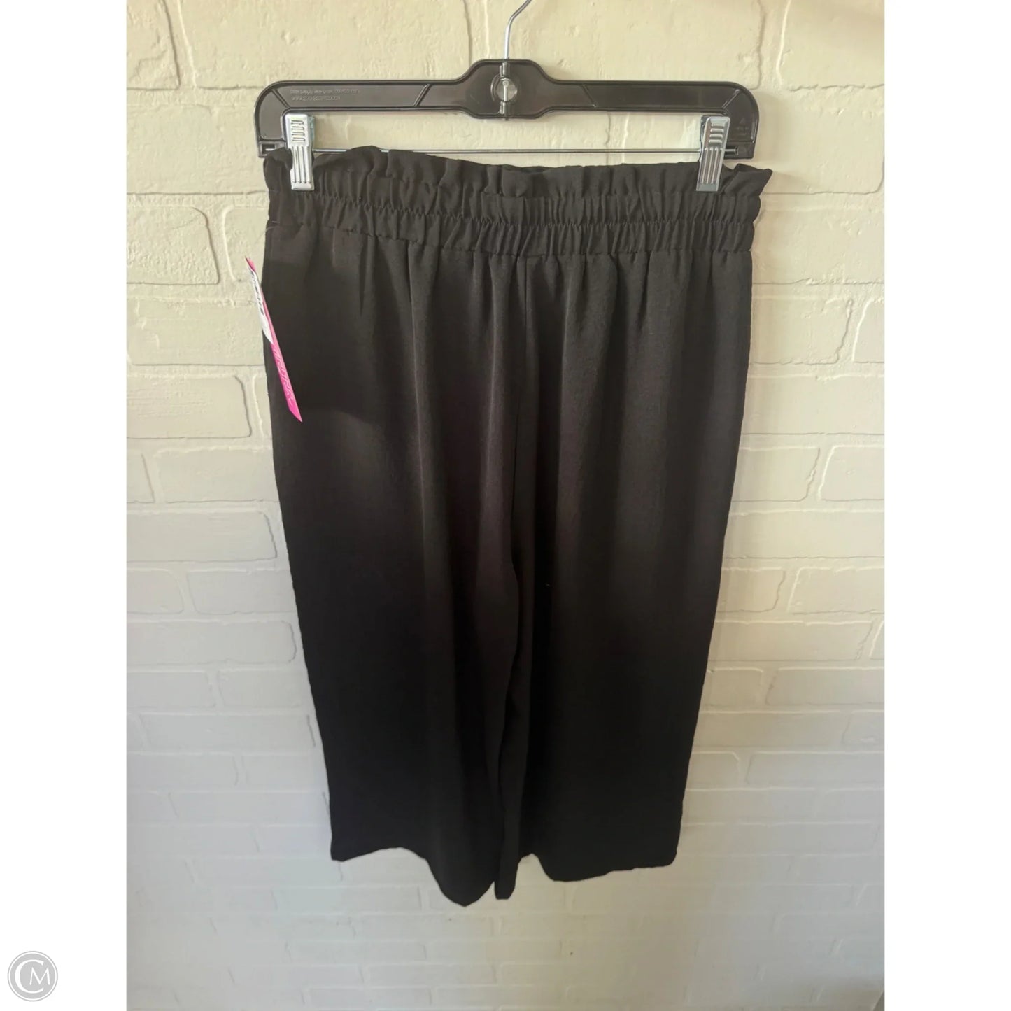 Capris By Clothes Mentor In Black, Size: 8