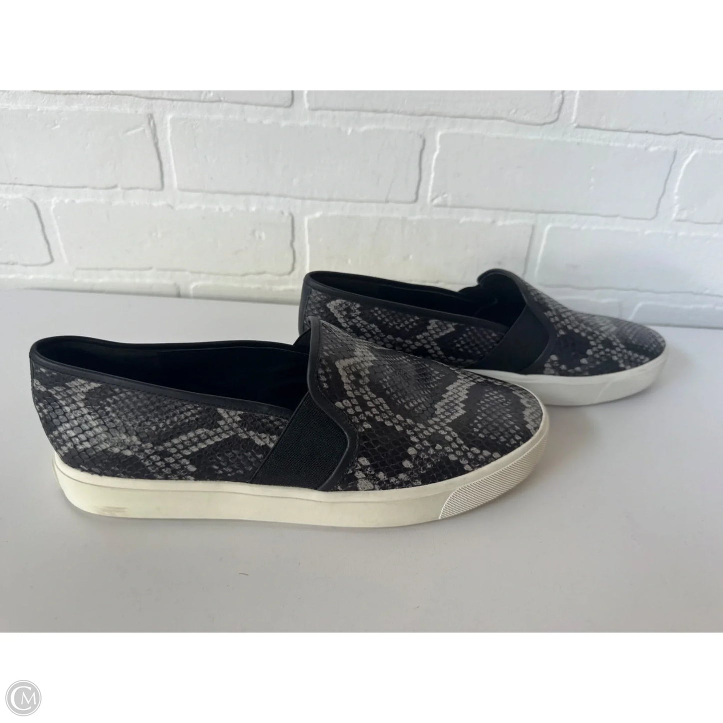 Shoes Sneakers By Vince In Snakeskin Print, Size: 8