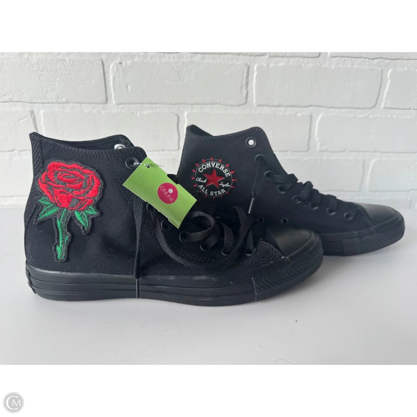 Shoes Sneakers By Converse In Black & Red, Size: 9