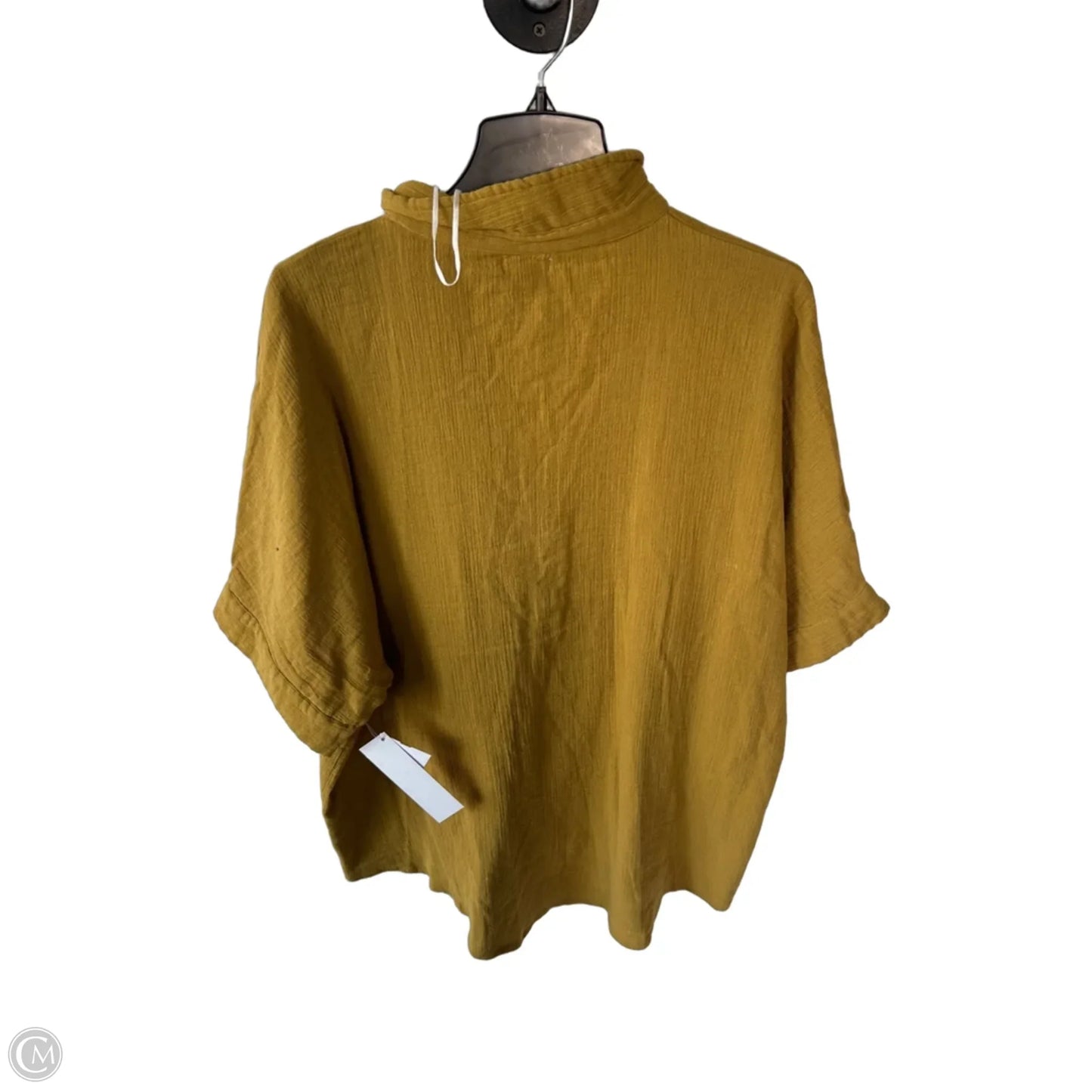 Top Short Sleeve By World Market In Yellow, Size: S