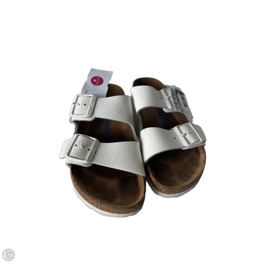 Sandals Flats By Birkenstock In White, Size: 6