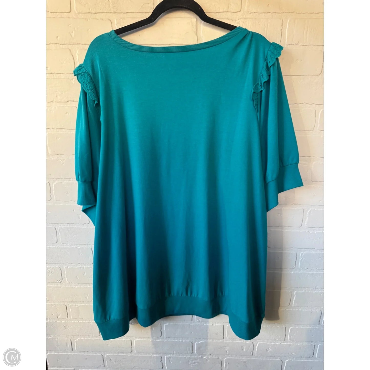 Top Short Sleeve By Torrid In Blue, Size: 4x