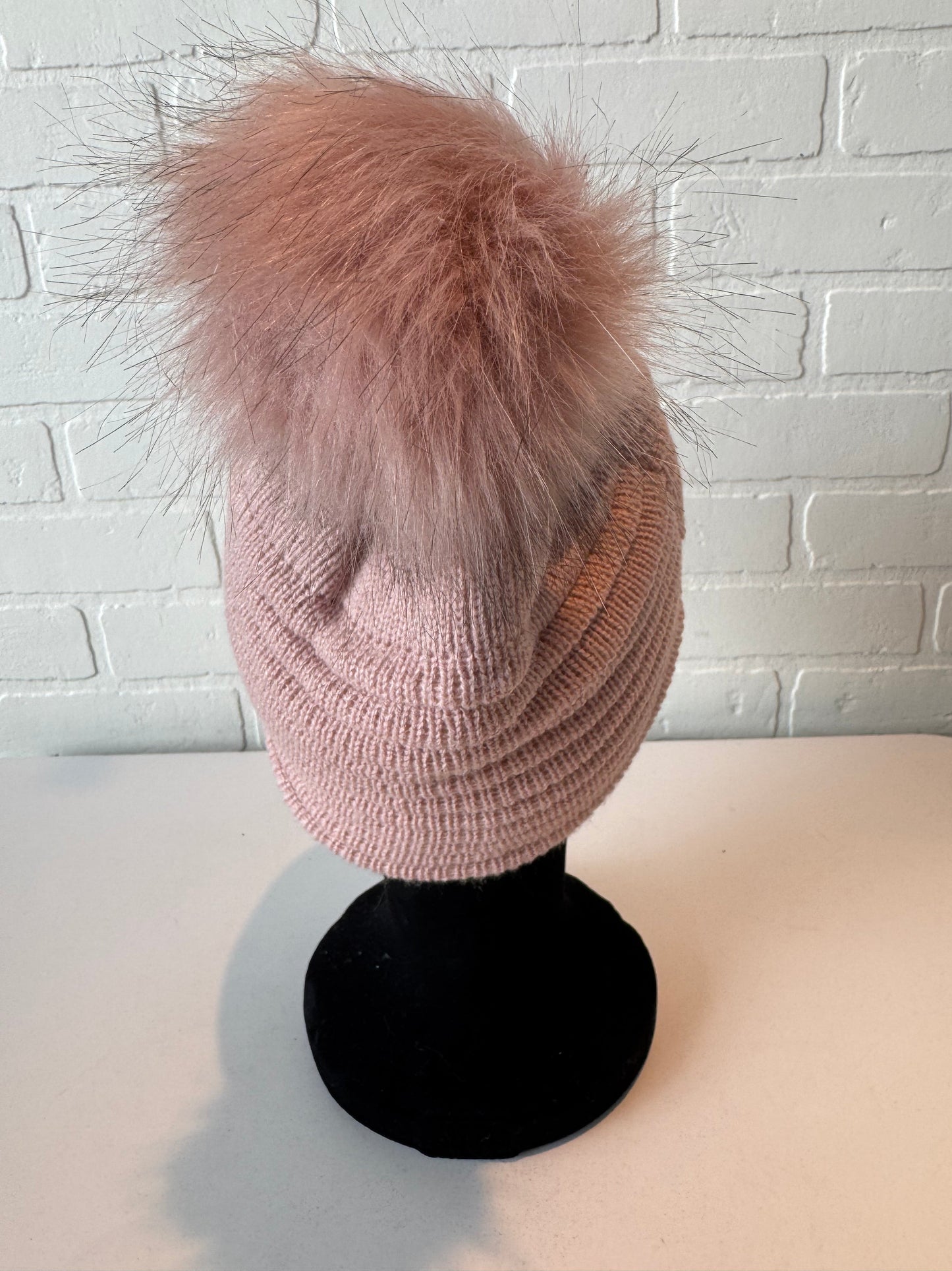 Hat Beanie By Heat Holders