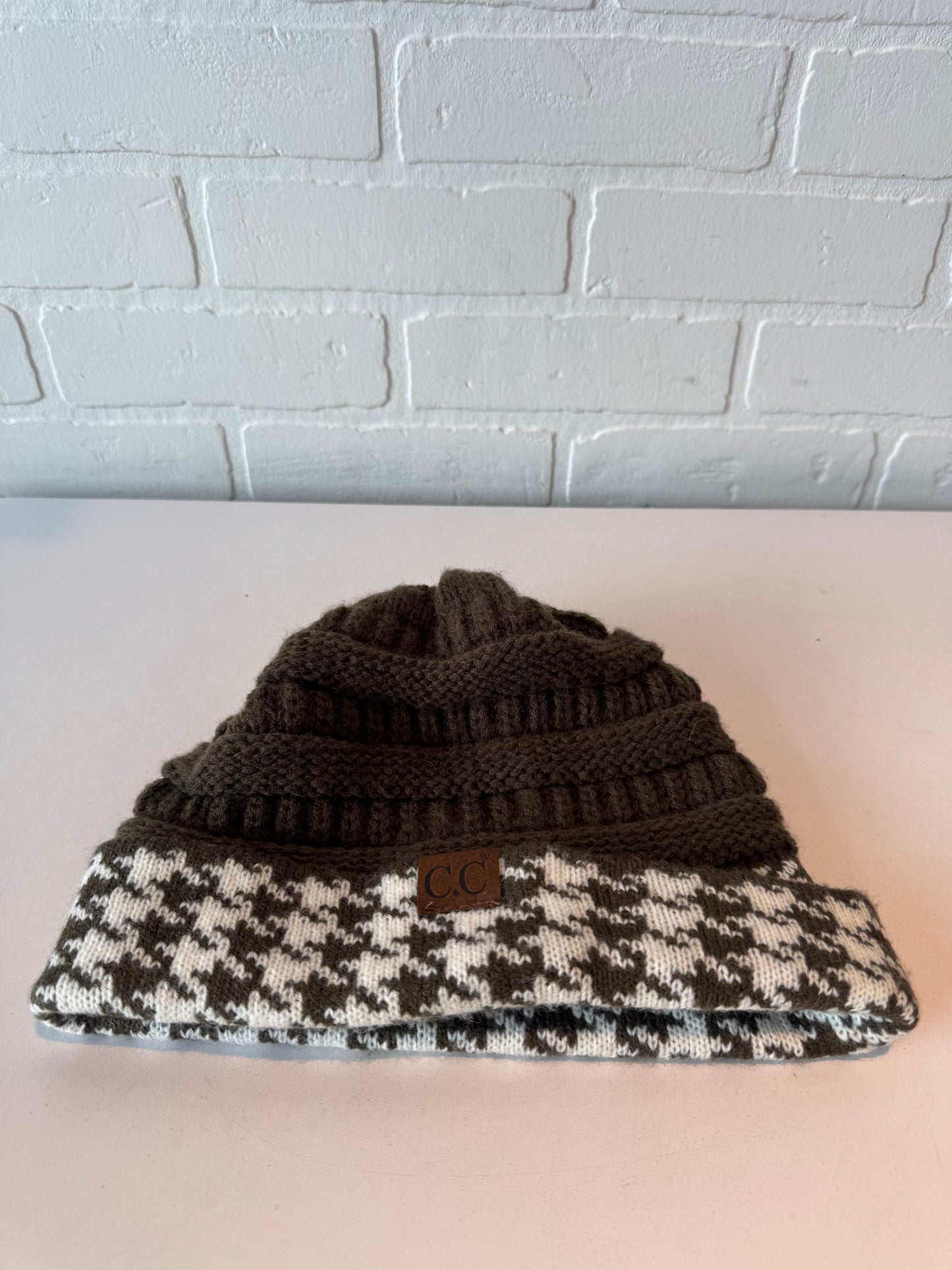 Hat Beanie By C.C