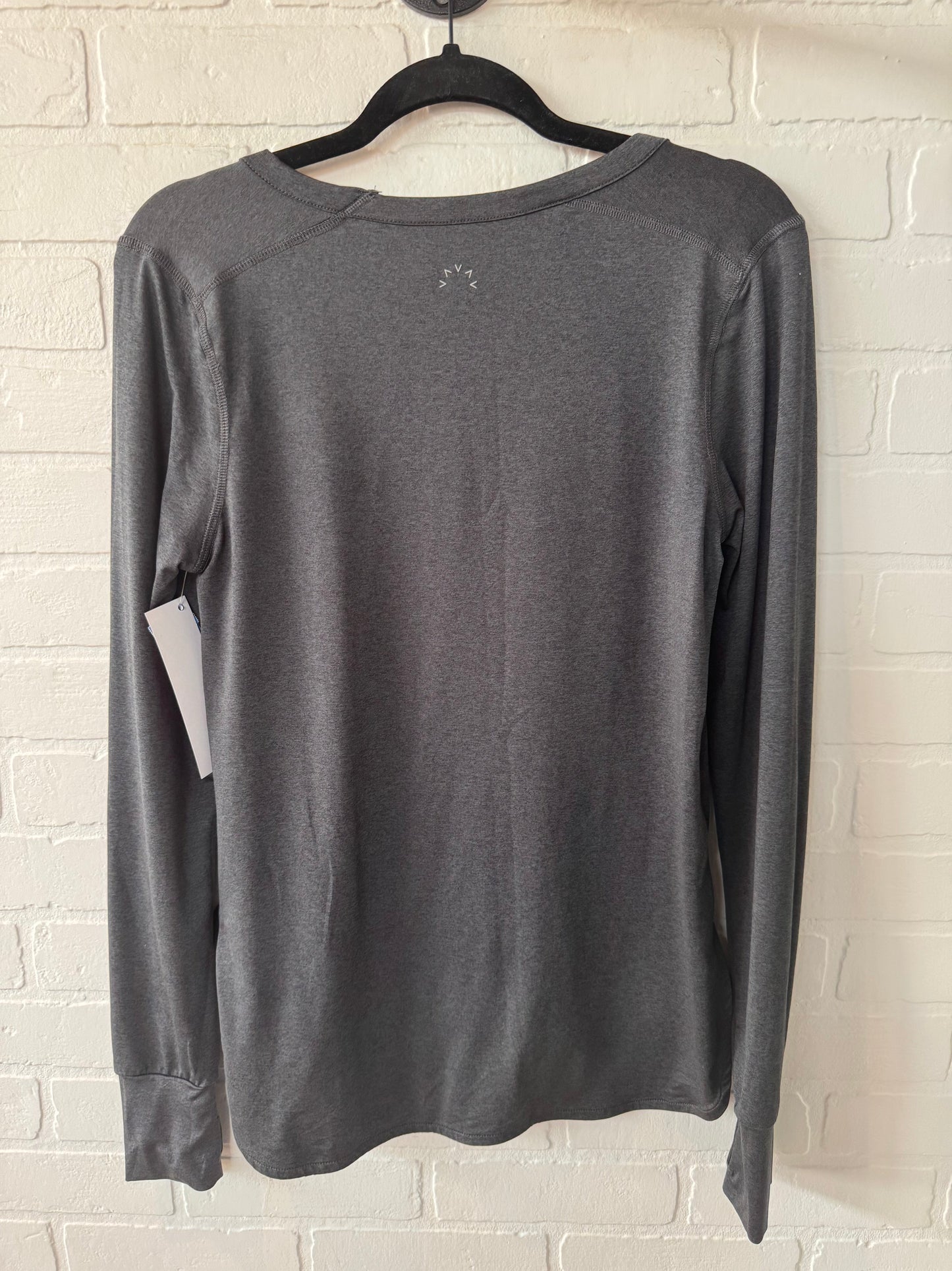 Athletic Top Long Sleeve Crewneck By Varley In Grey, Size: S