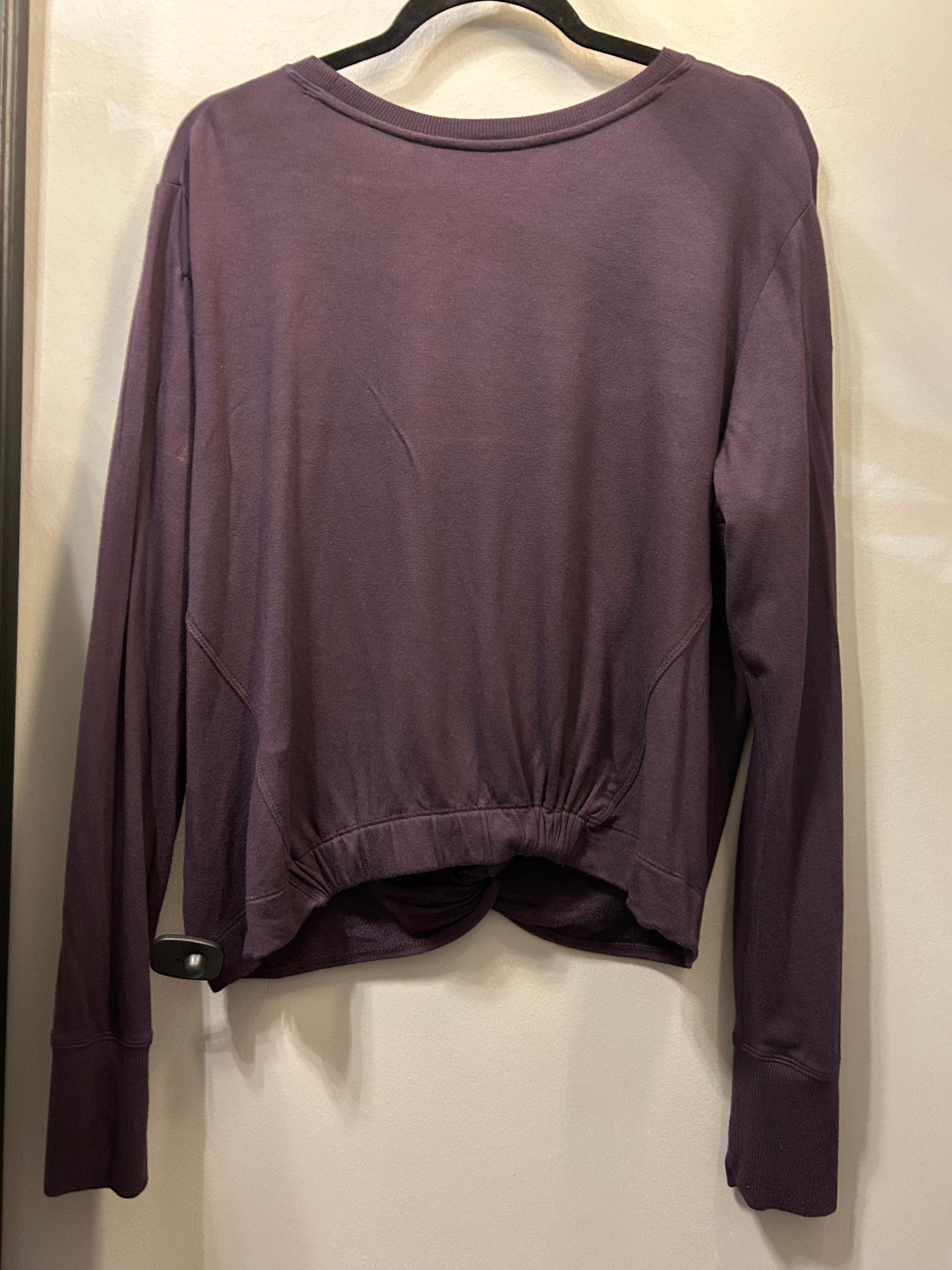 Athletic Top Long Sleeve Crewneck By Athleta In Purple, Size: L