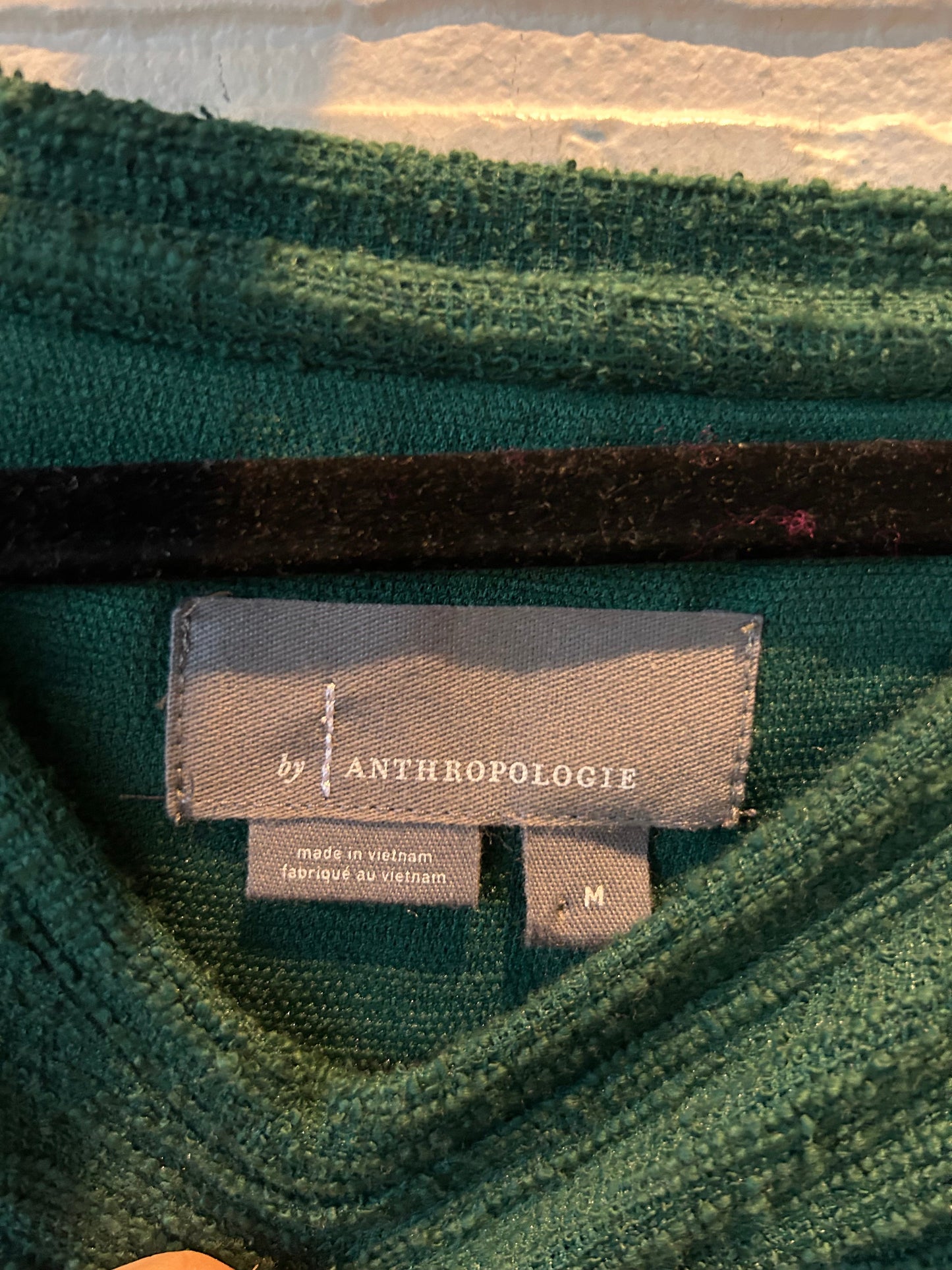 Top Long Sleeve By Anthropologie In Green, Size: M