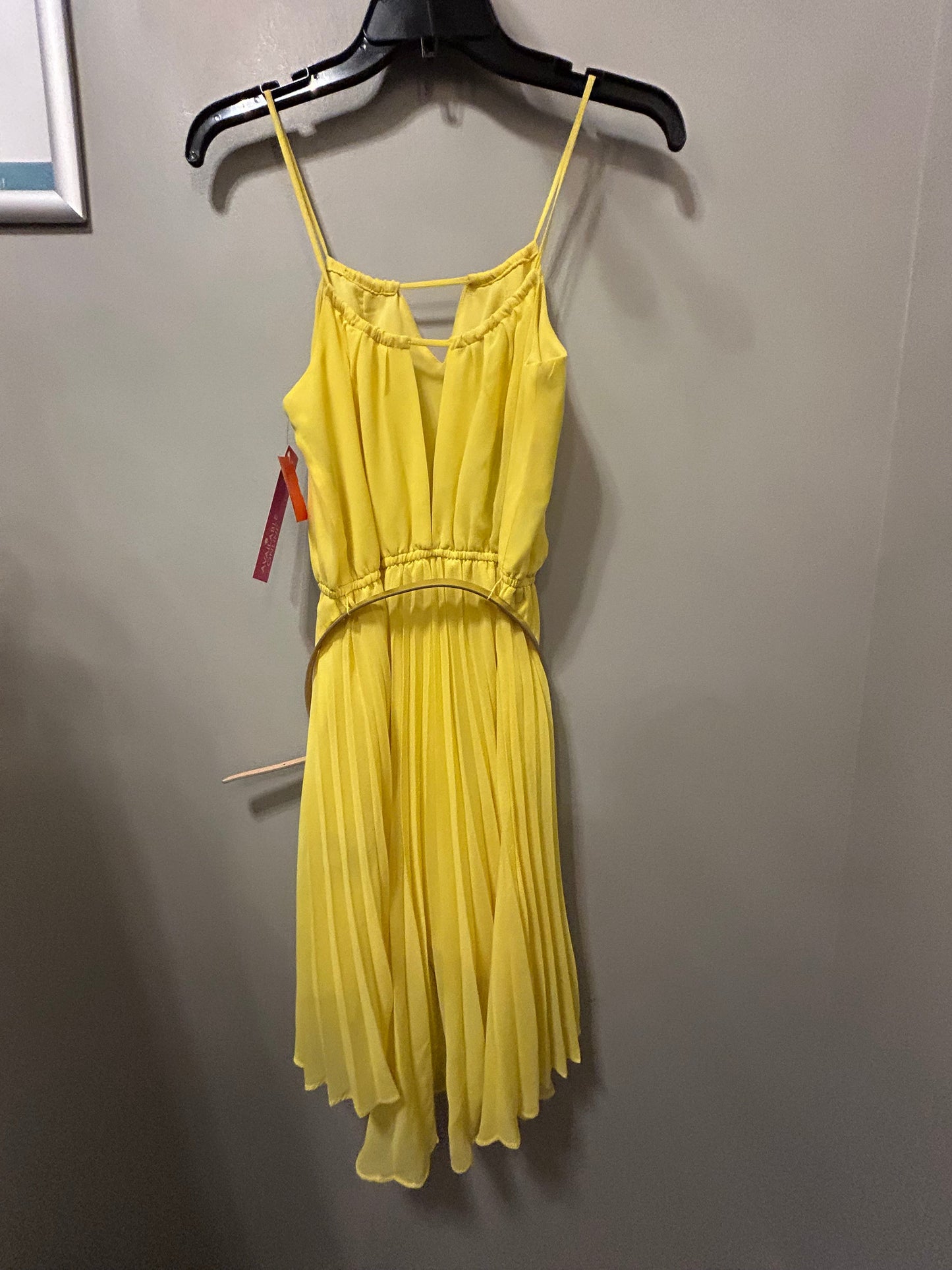 Dress Casual Short By Bebe In Yellow, Size: Xs