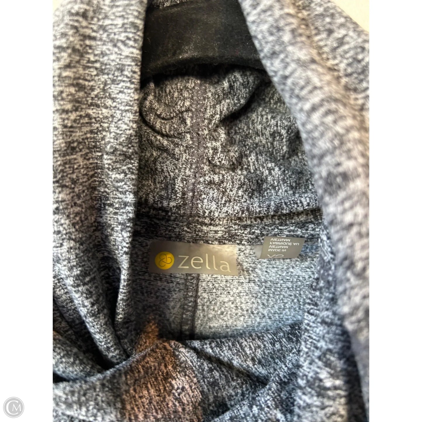 Athletic Sweatshirt Hoodie By Zella In Grey, Size: Xs