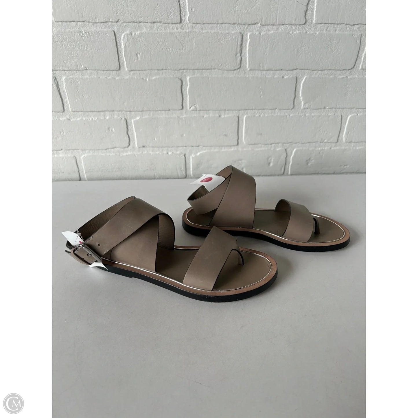 Sandals Flats By Vince In Brown, Size: 5