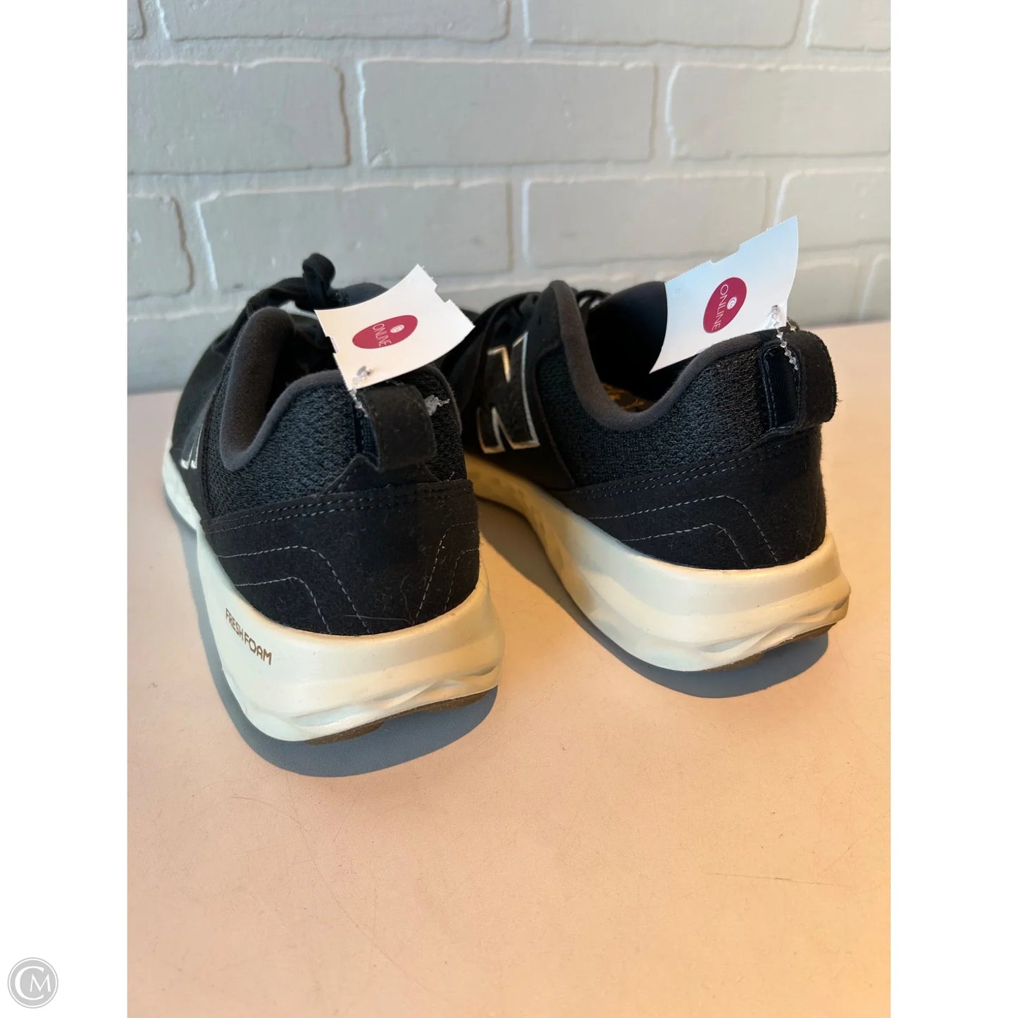 Shoes Athletic By New Balance In Grey, Size: 10