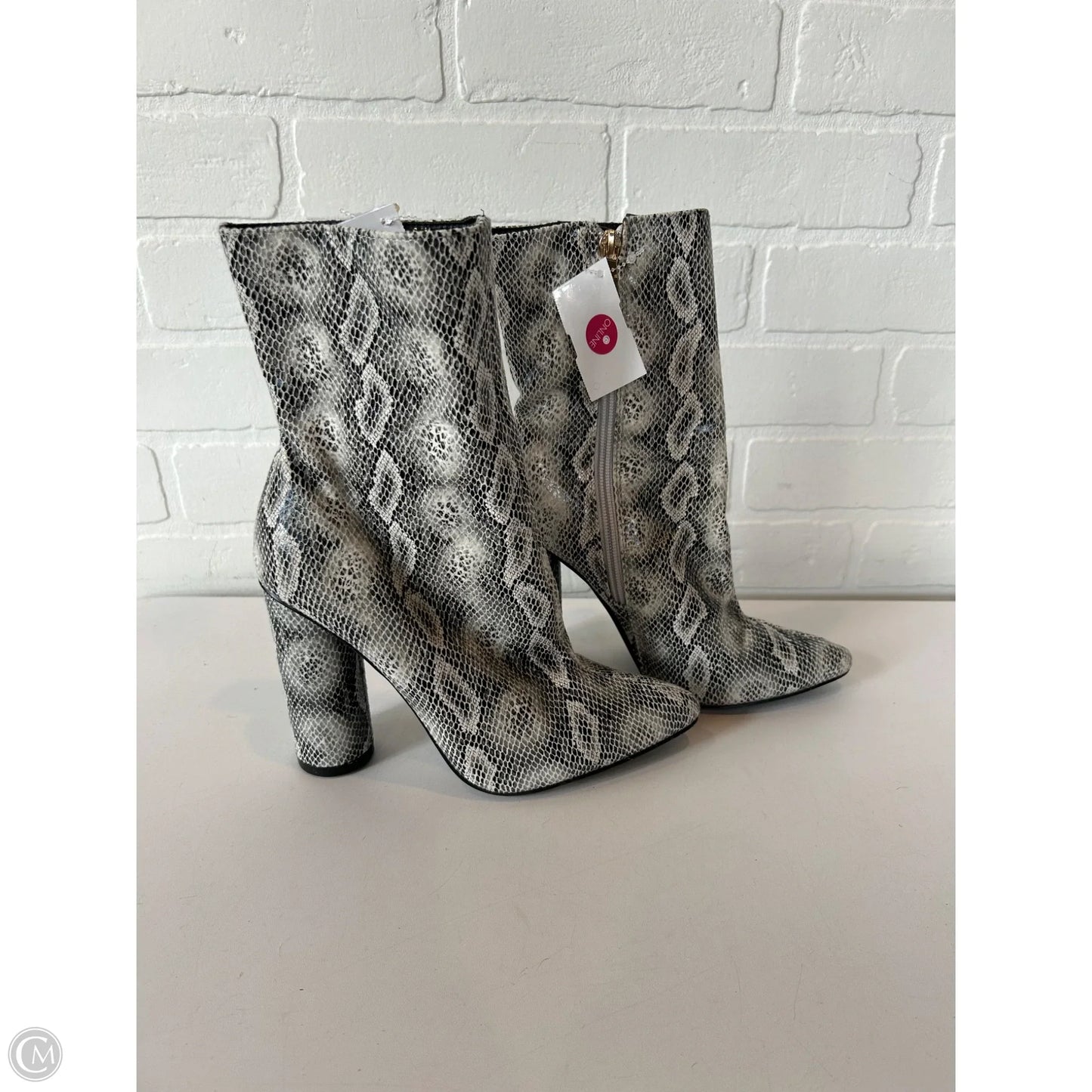 Boots Mid-calf Heels By Fashion Nova In Black & White, Size: 6.5