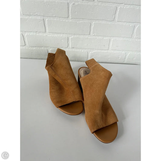 Shoes Heels Block By Clarks In Tan, Size: 7.5