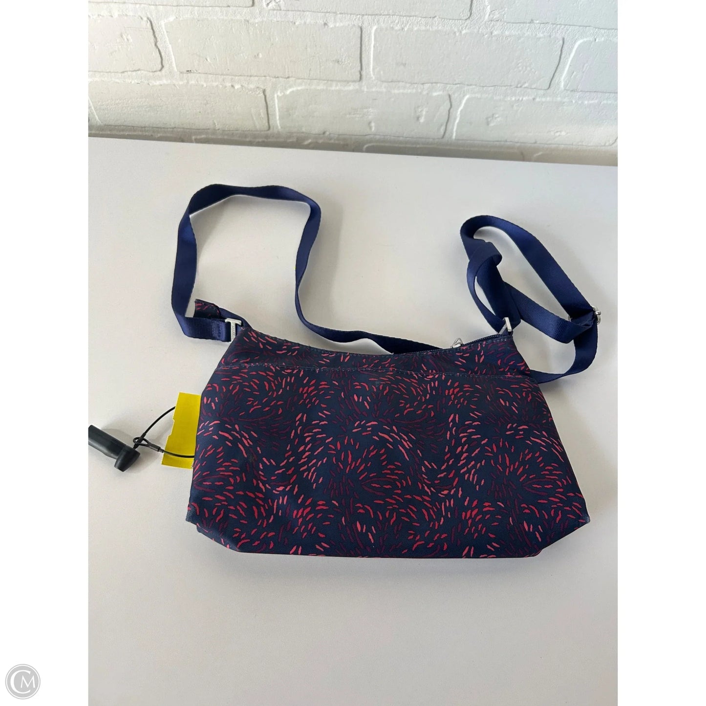 Crossbody By Baggallini, Size: Small