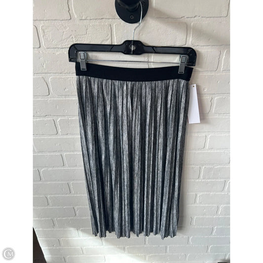 Skirt Midi By Forever 21 In Black & Grey, Size: 4