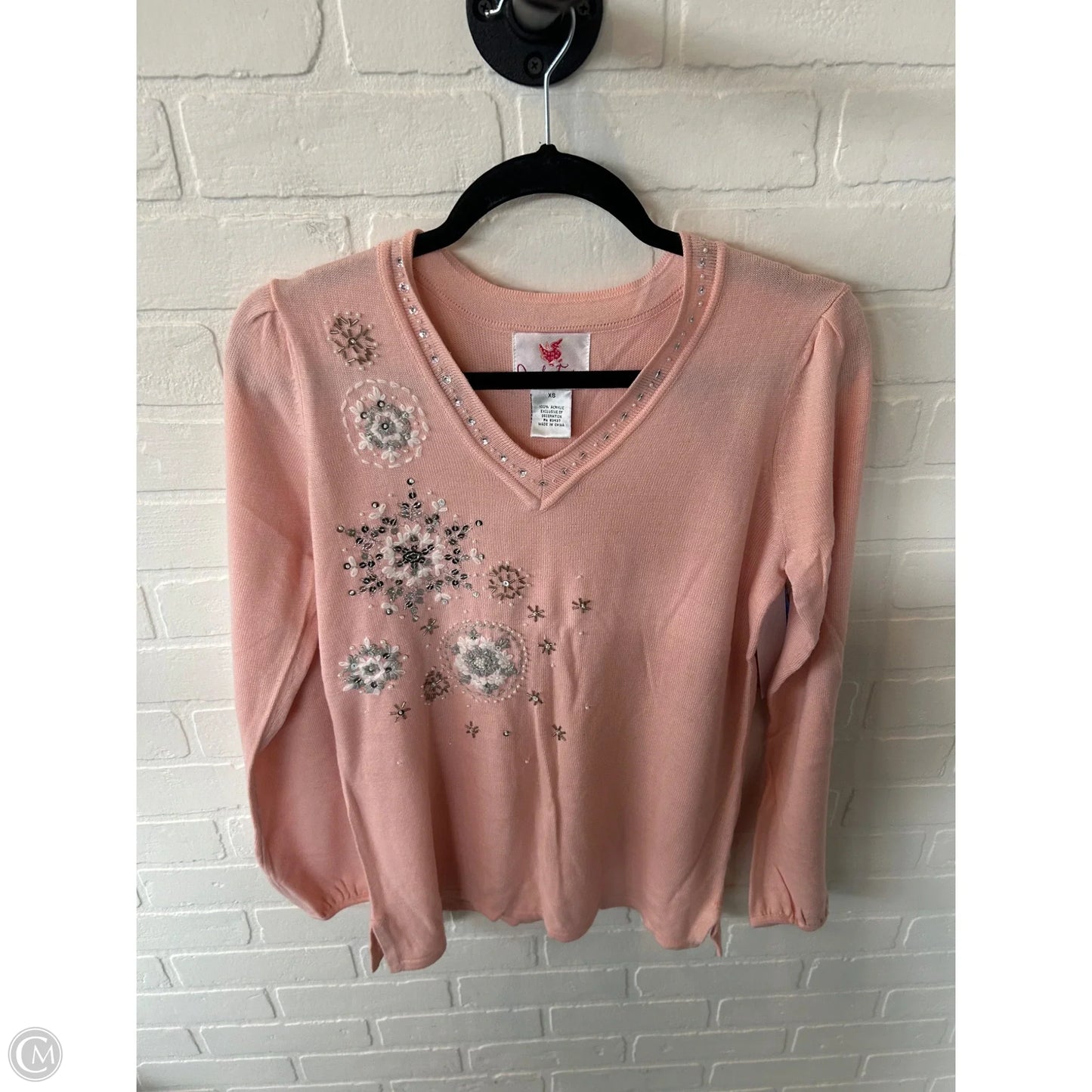 Sweater By Quaker Factory In Peach, Size: Xs