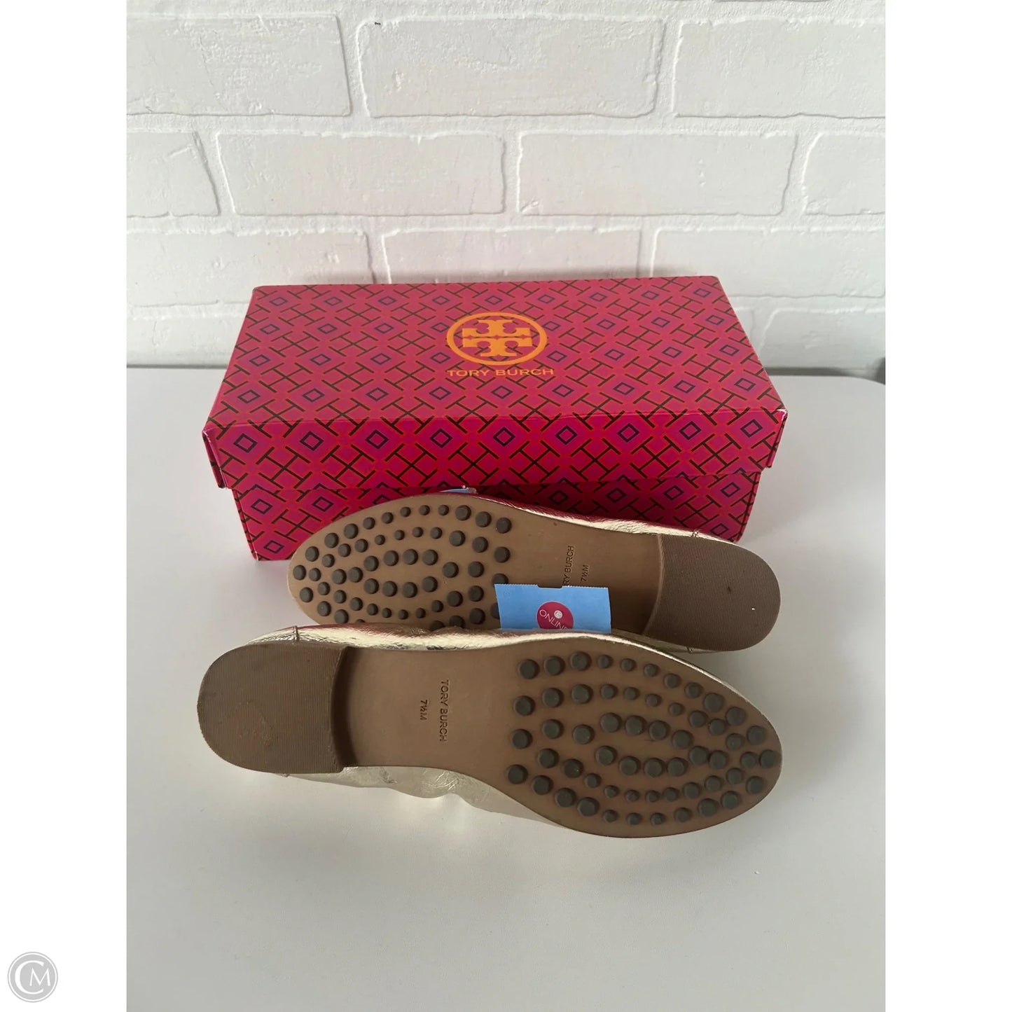 Shoes Designer By Tory Burch In Gold, Size: 7.5