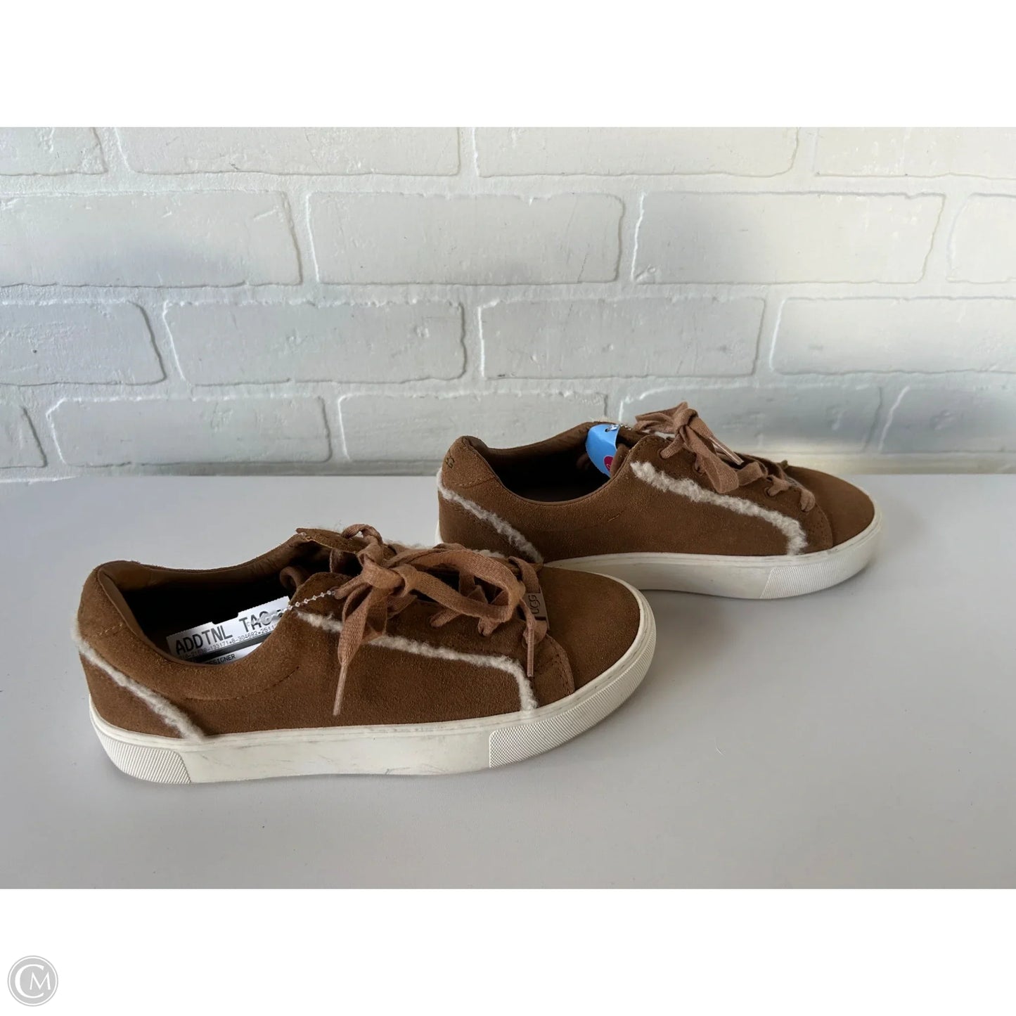 Shoes Designer By Ugg In Brown, Size: 7