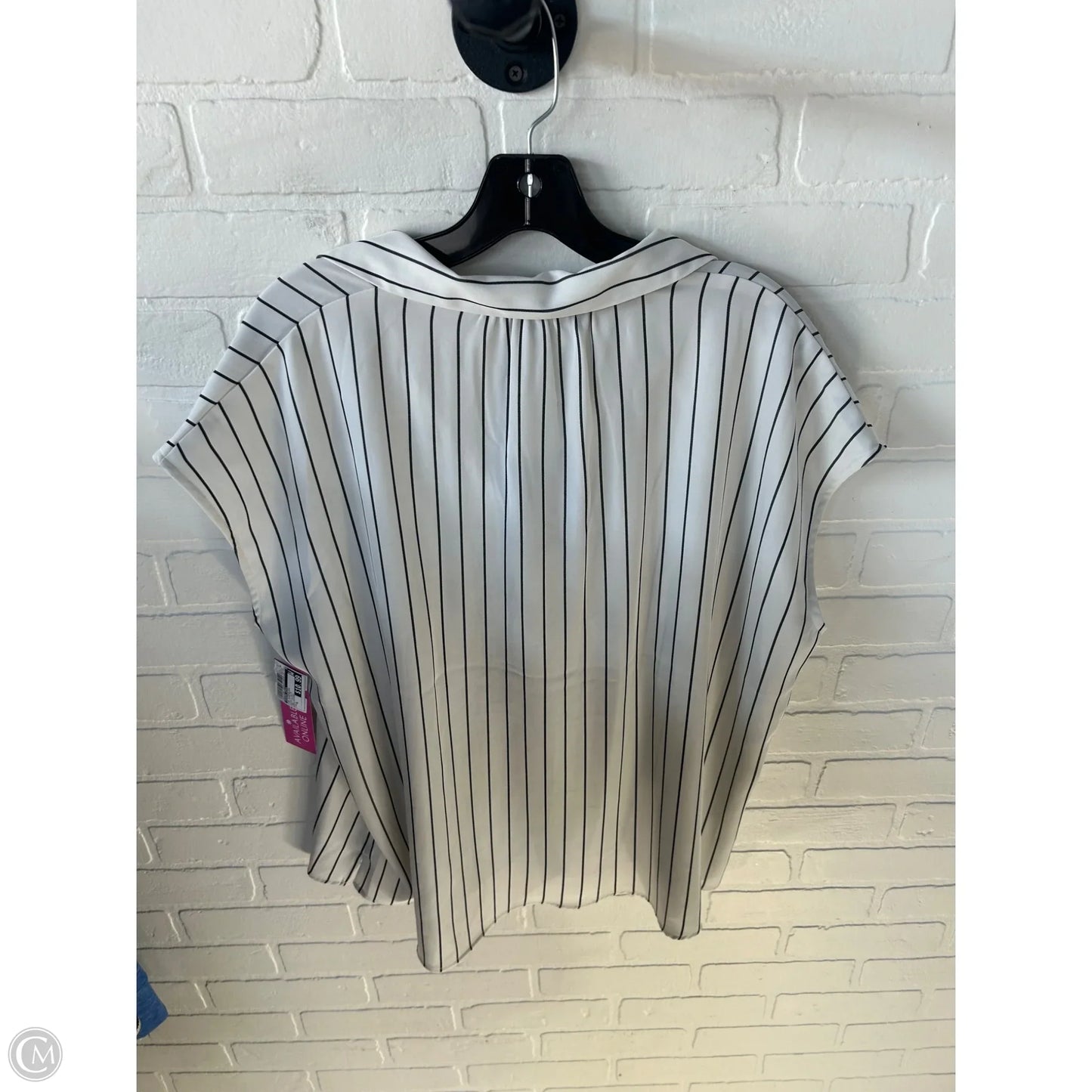 Top Sleeveless By Modern Works In Black & White, Size: Xl