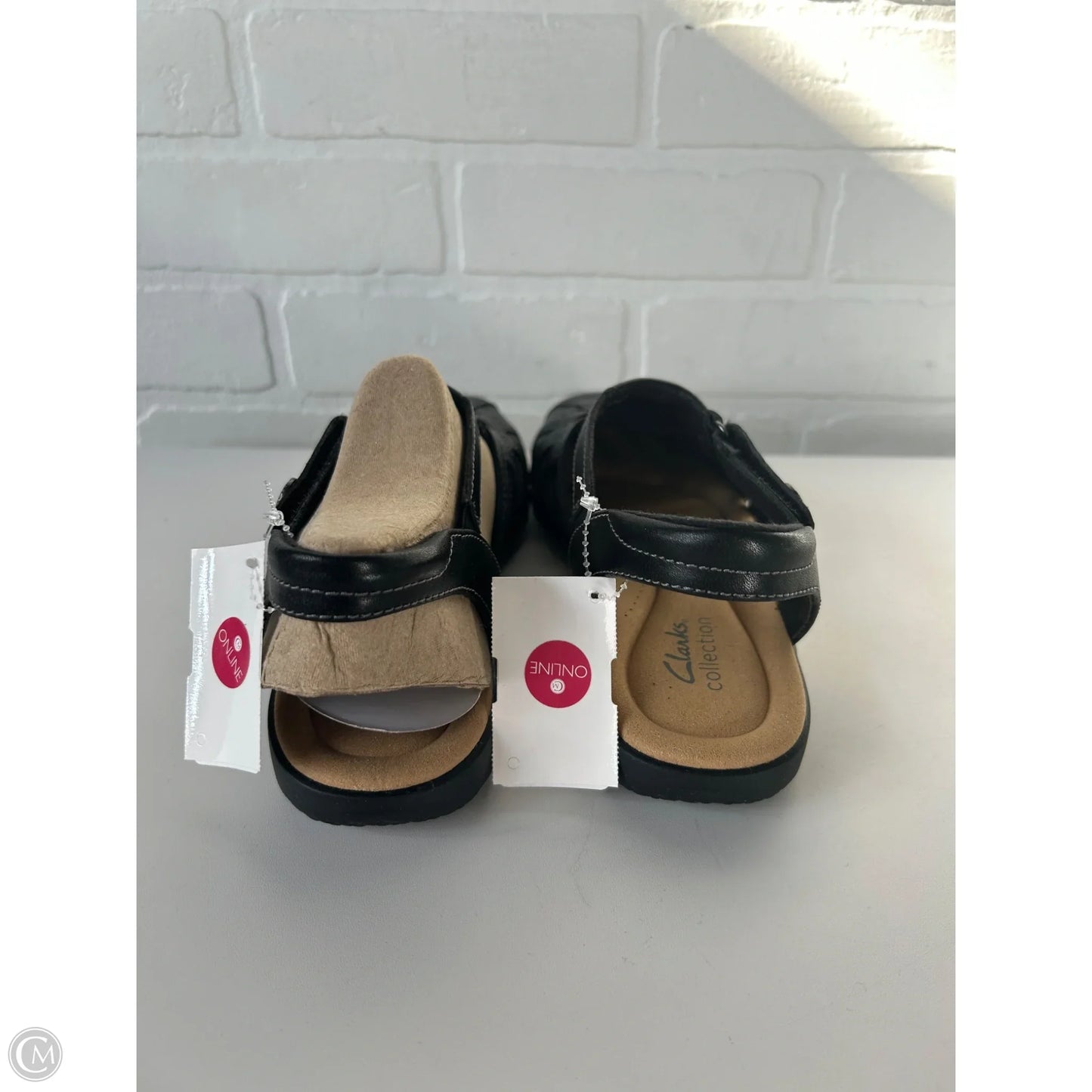 Sandals Flats By Clarks In Black, Size: 7.5