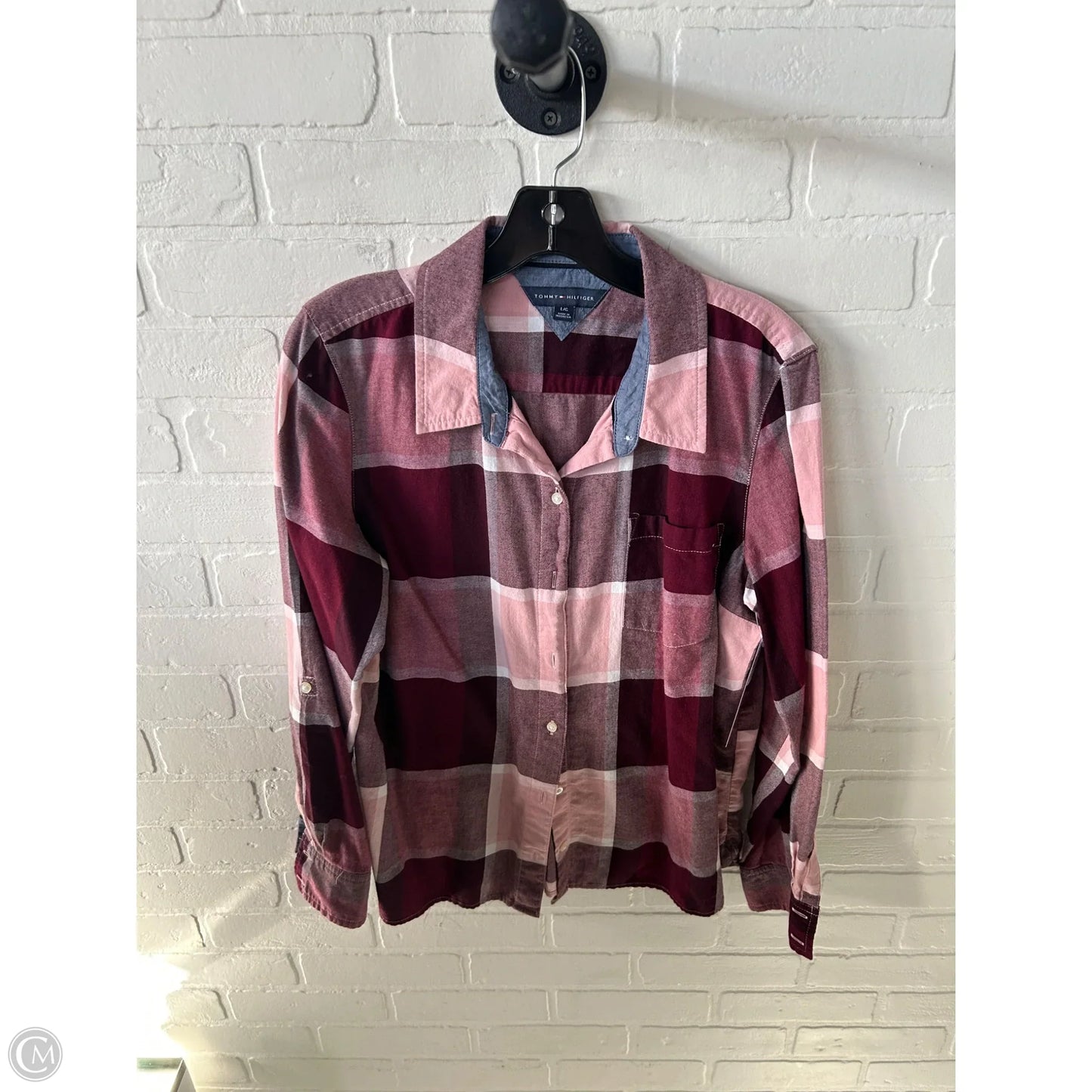 Top Long Sleeve By Tommy Hilfiger In Pink & Purple, Size: L