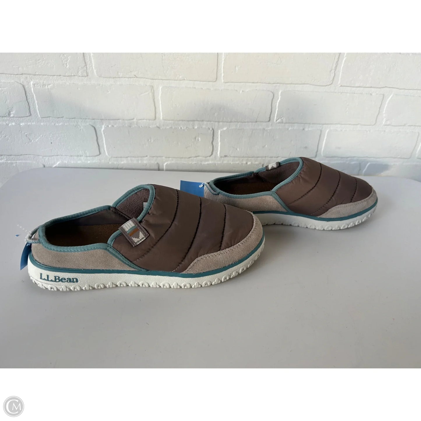 Shoes Flats By L.l. Bean In Grey, Size: 8