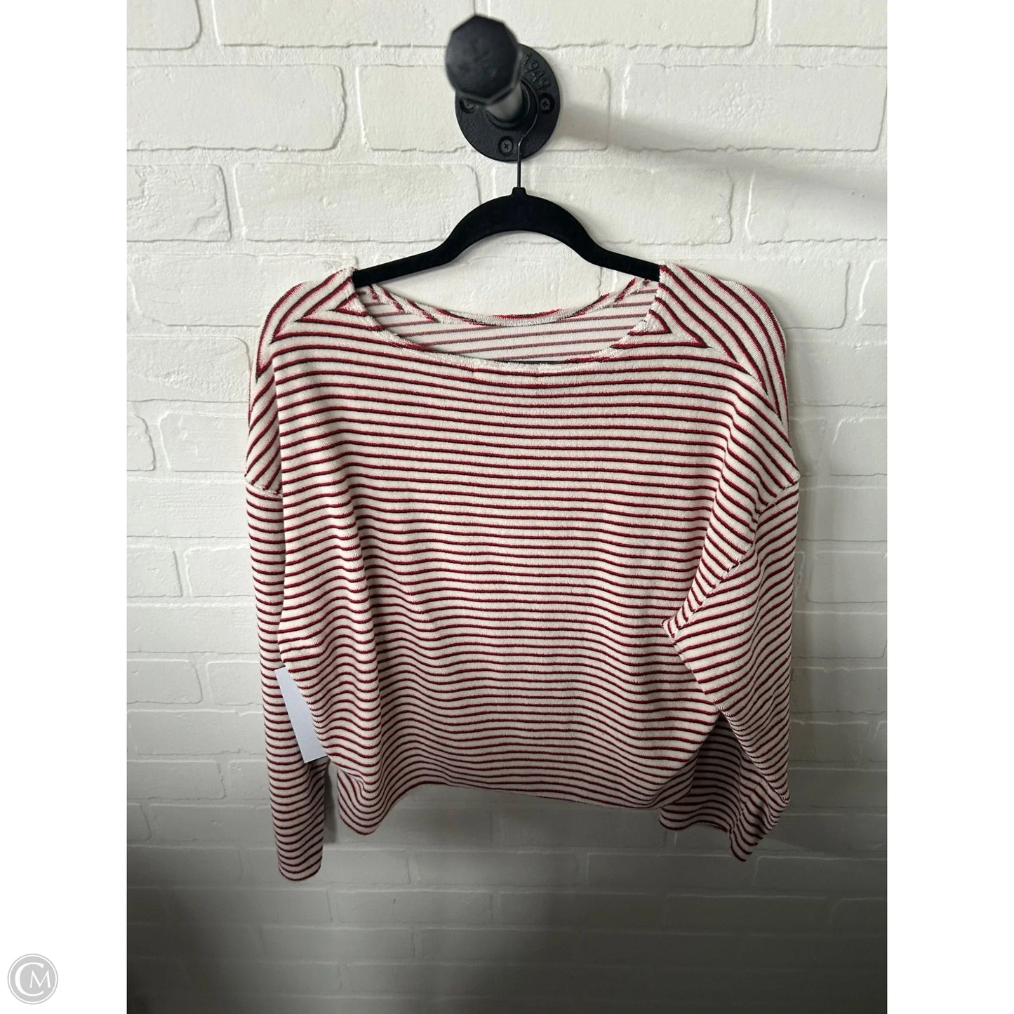 Sweatshirt Crewneck By Perfect White Tee In Cream & Red, Size: L