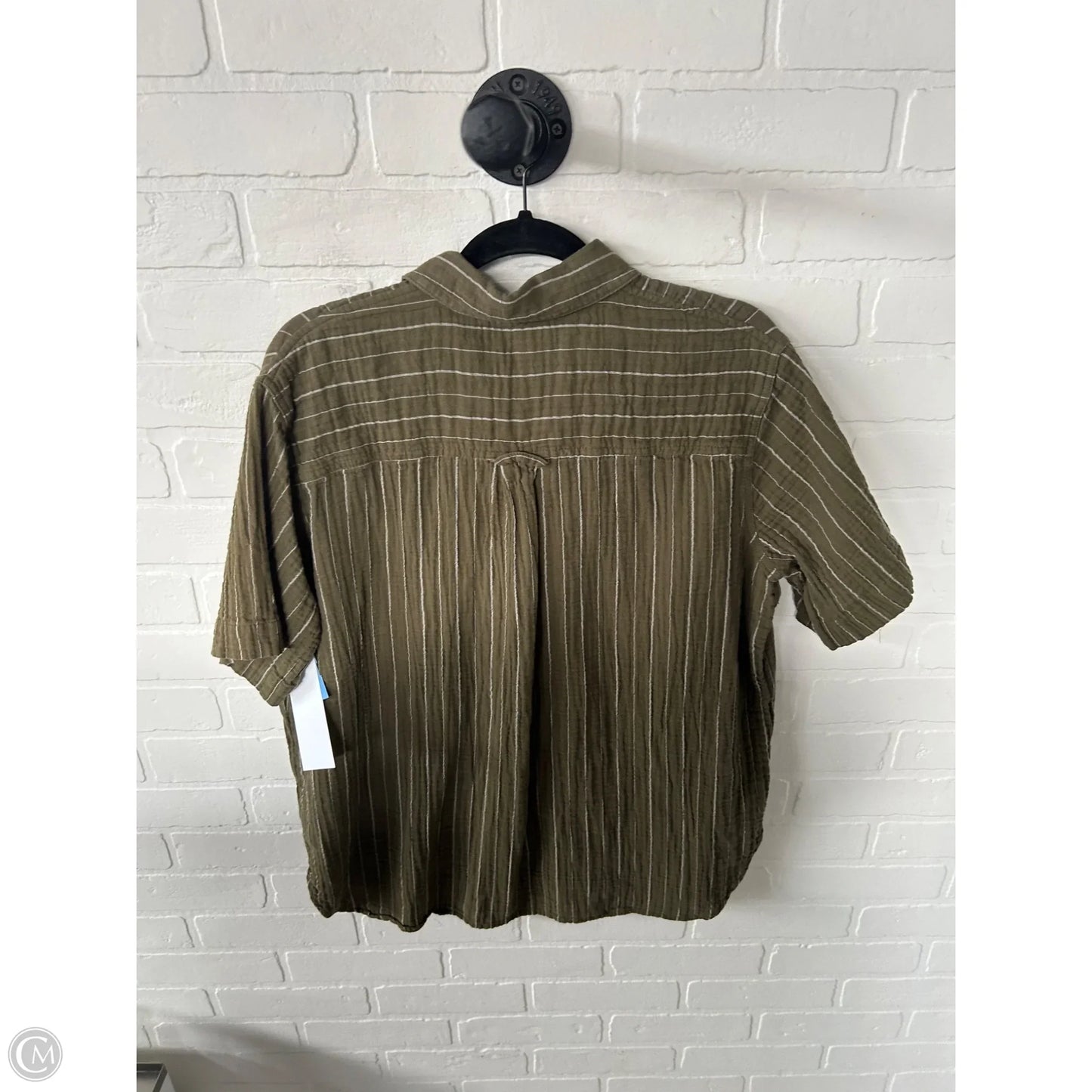 Top Short Sleeve By Madewell In Green, Size: M