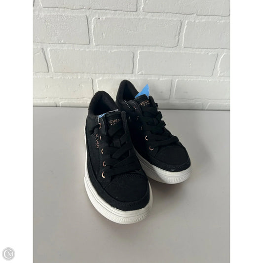 Shoes Sneakers By Skechers In Black, Size: 6.5